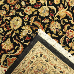 Kashmiri Rug - 379 cm x 272 cm