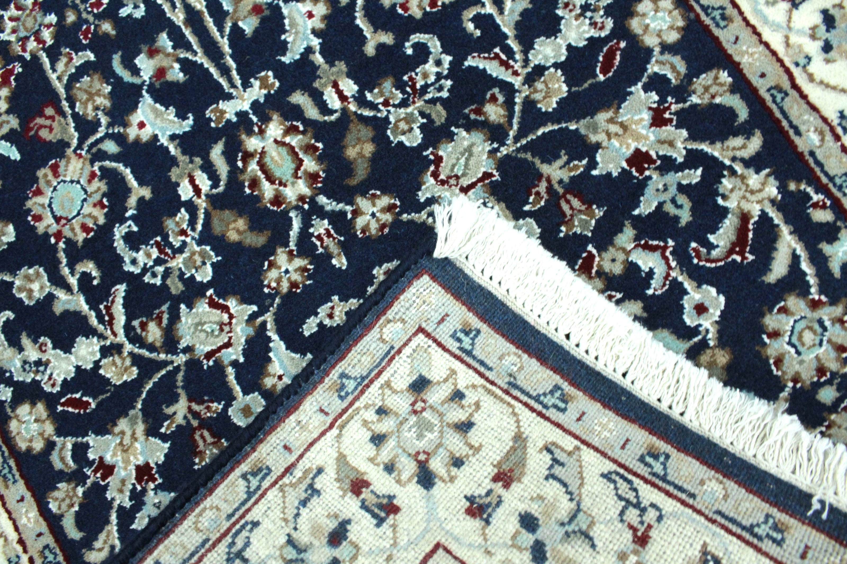 Nain Rug  - 309 cm x 80 cm