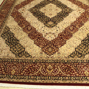 Kashmiri Rug - 370 cm x 276 cm