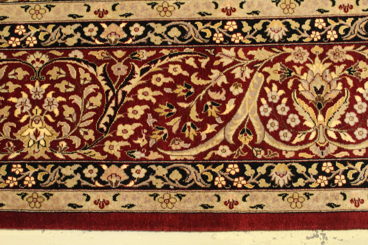 Kashmiri Rug - 370 cm x 276 cm
