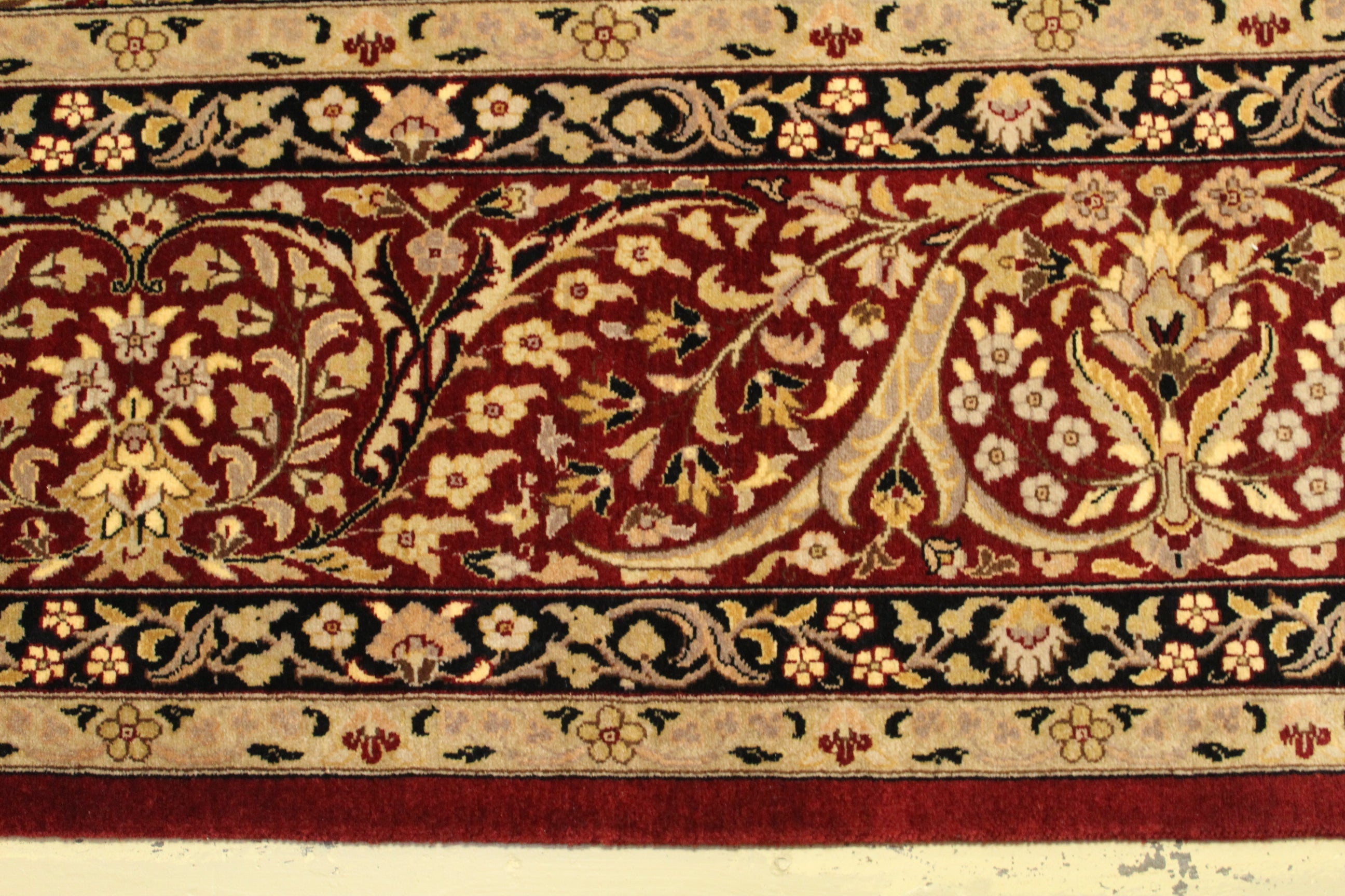 Kashmiri Rug - 370 cm x 276 cm