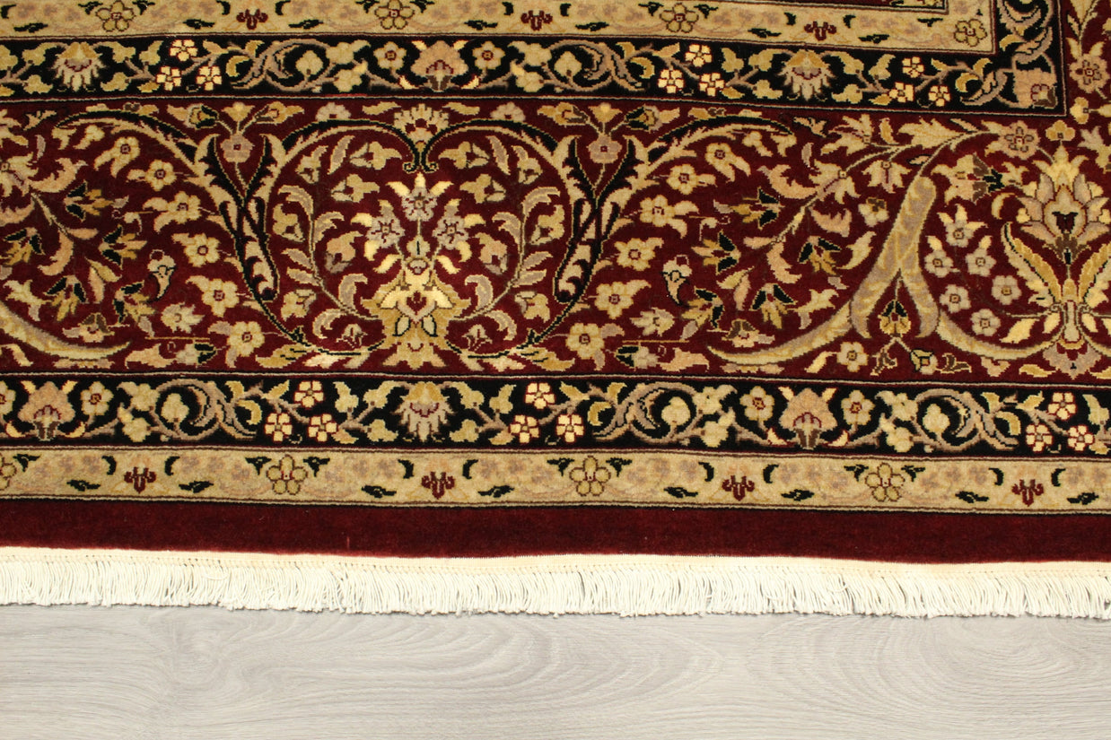 Kashmiri Rug - 370 cm x 276 cm
