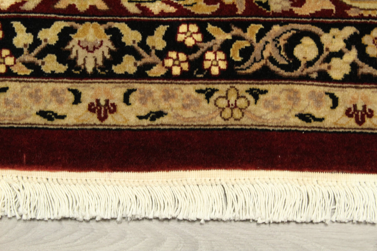 Kashmiri Rug - 370 cm x 276 cm