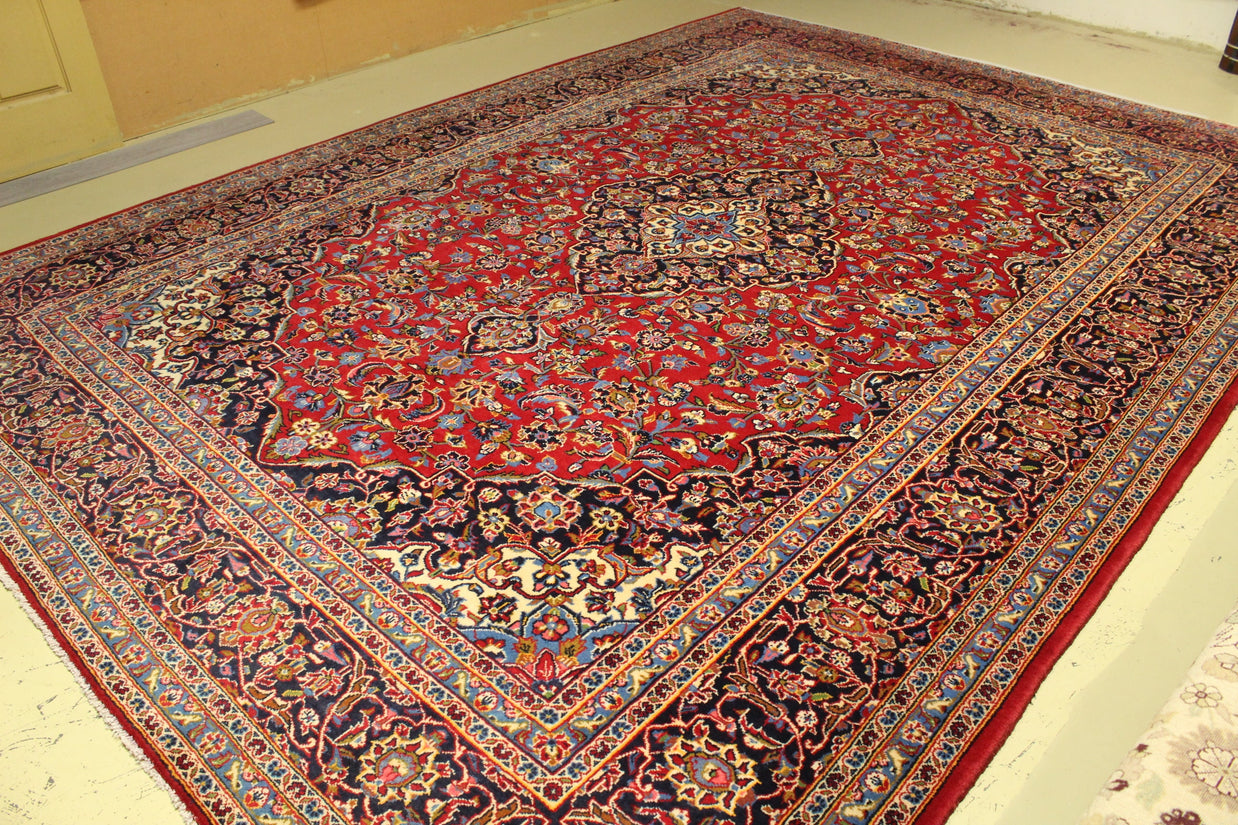 Kashan Rug - 392 cm x 292 cm
