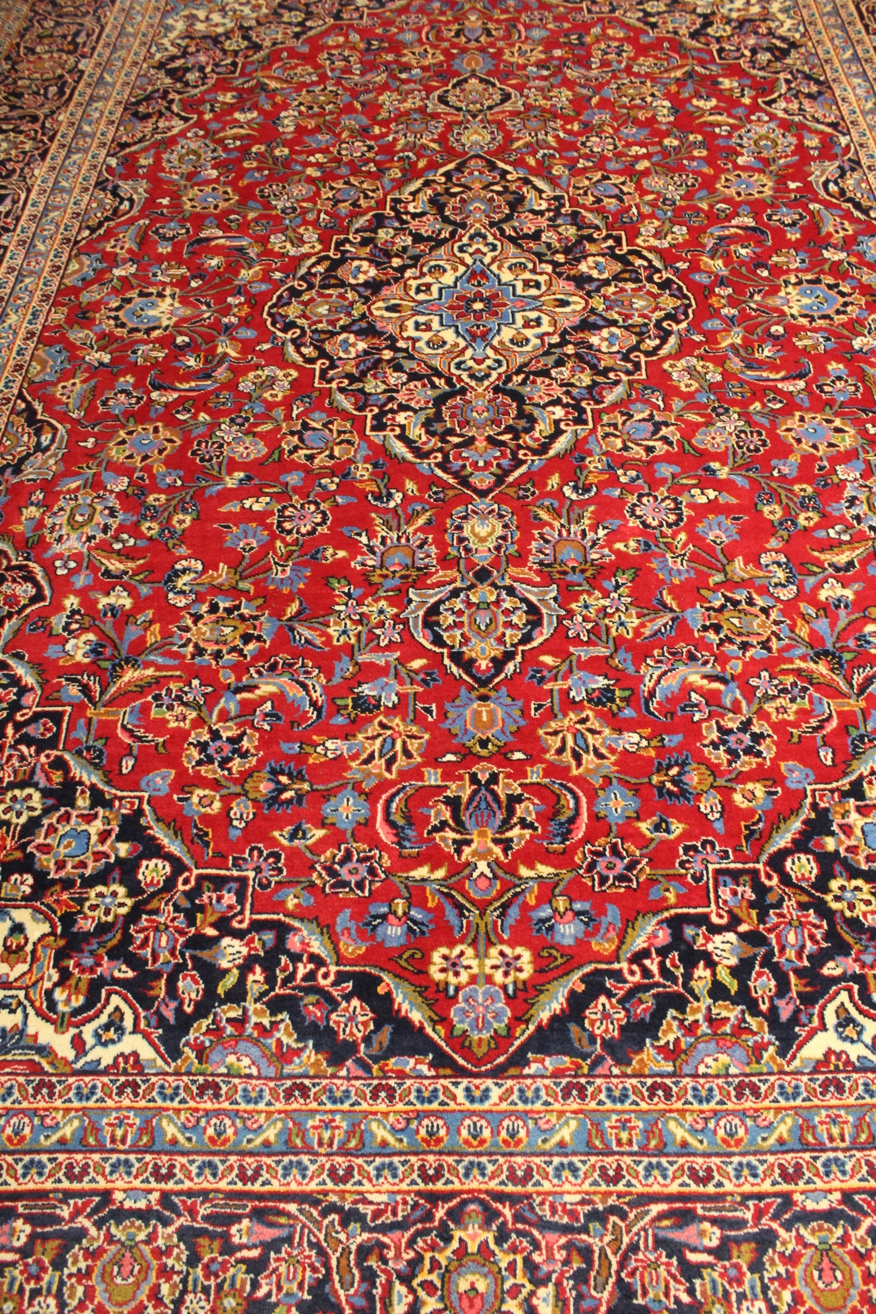 Kashan Rug - 392 cm x 292 cm