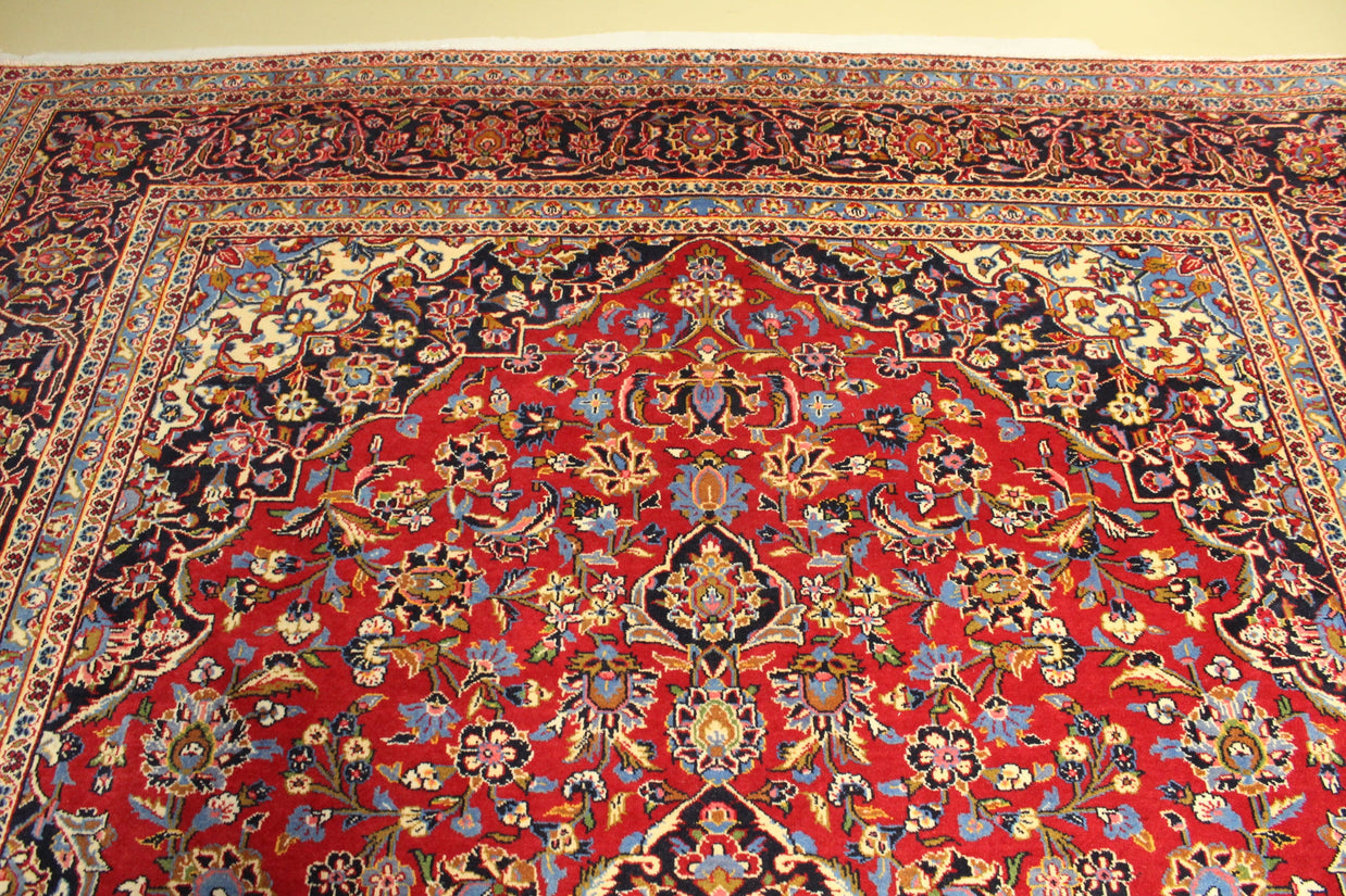 Kashan Rug - 392 cm x 292 cm