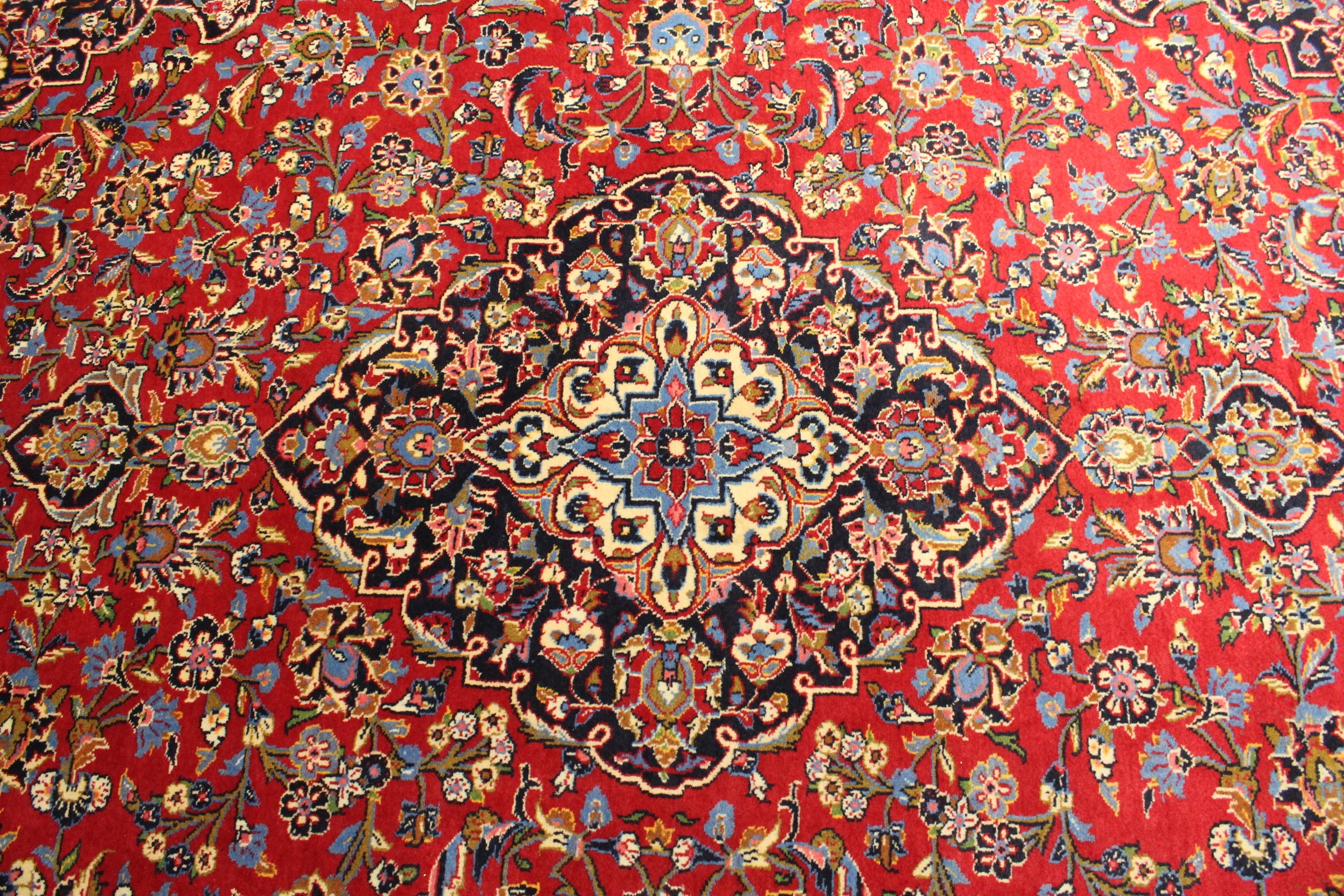 Kashan Rug - 392 cm x 292 cm