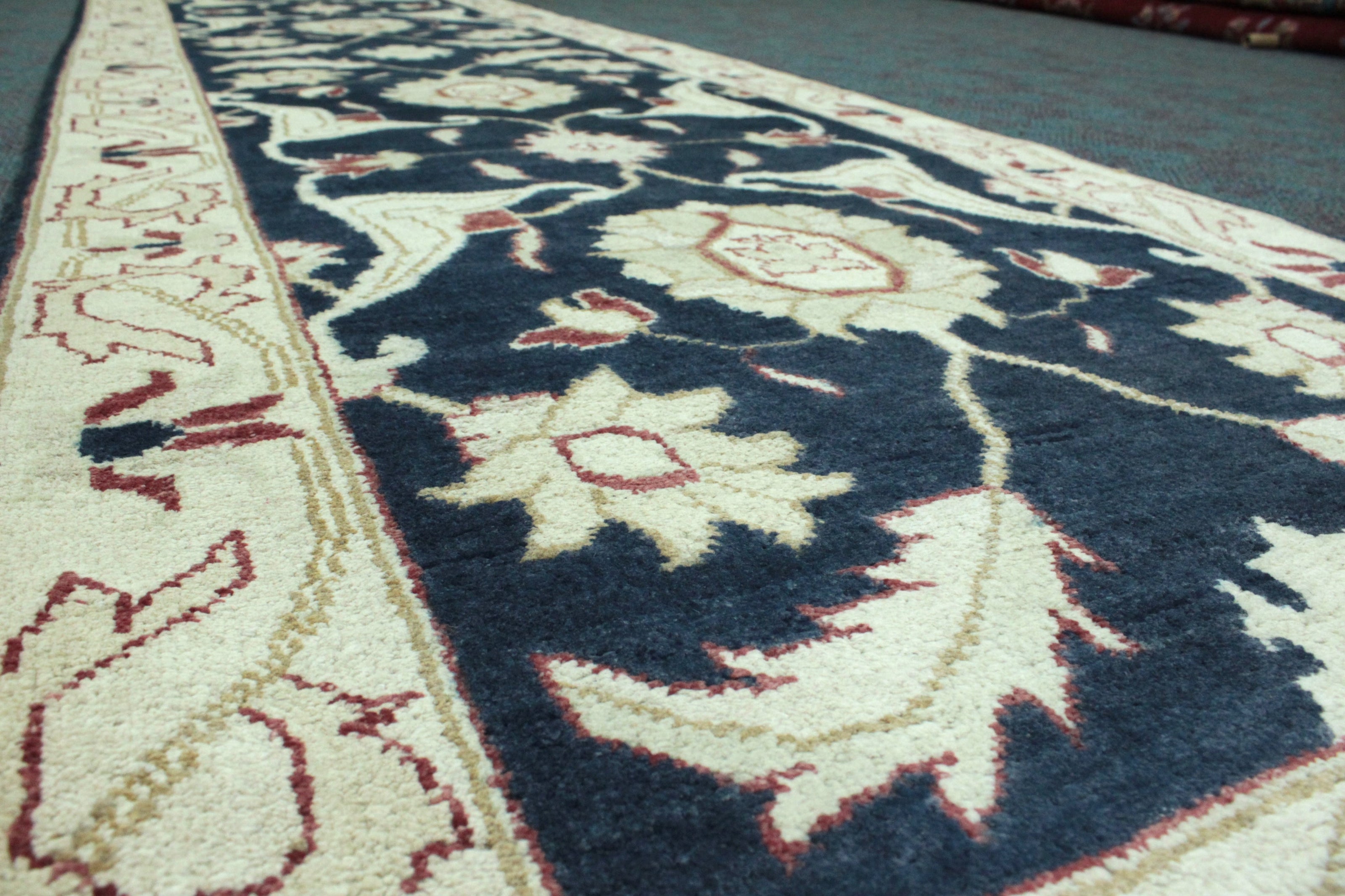 Ziegler Rug  - 387 cm x 87 cm