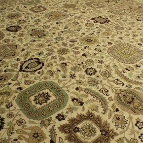 Kashmiri Rug - 366 cm x 275 cm