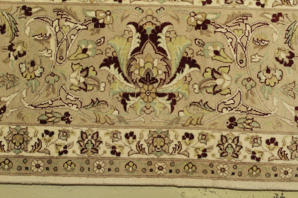 Kashmiri Rug - 366 cm x 275 cm