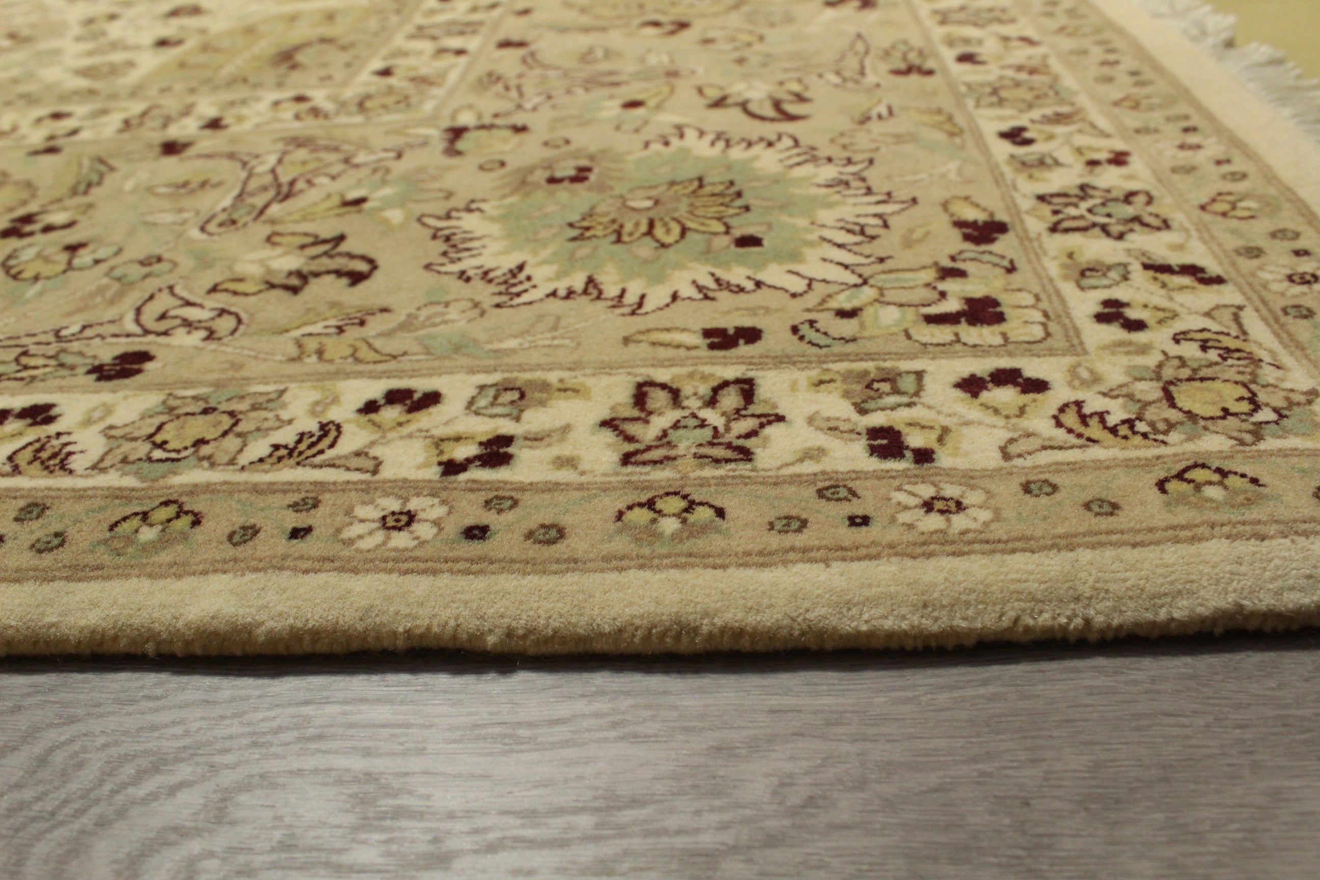 Kashmiri Rug - 366 cm x 275 cm