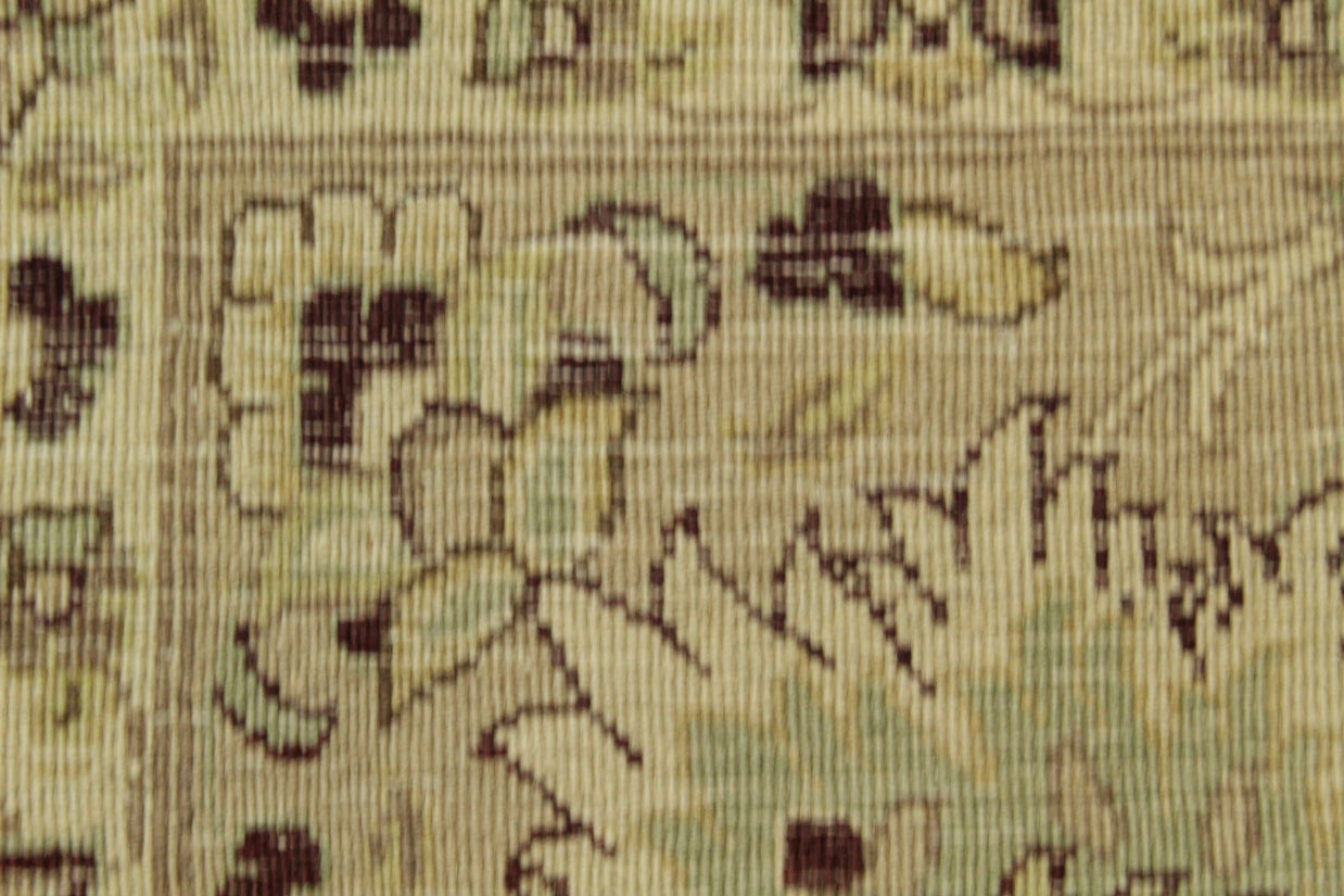 Kashmiri Rug - 366 cm x 275 cm