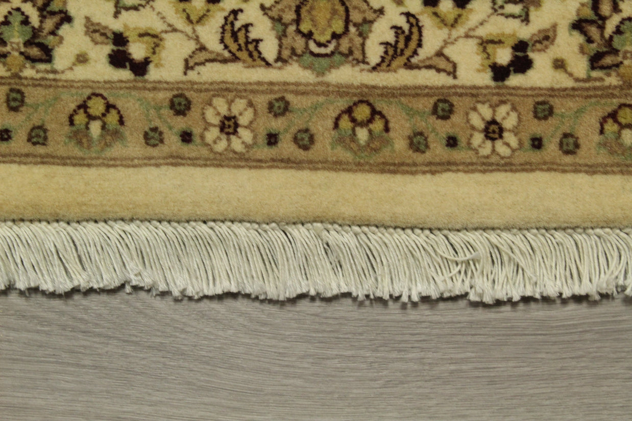 Kashmiri Rug - 366 cm x 275 cm