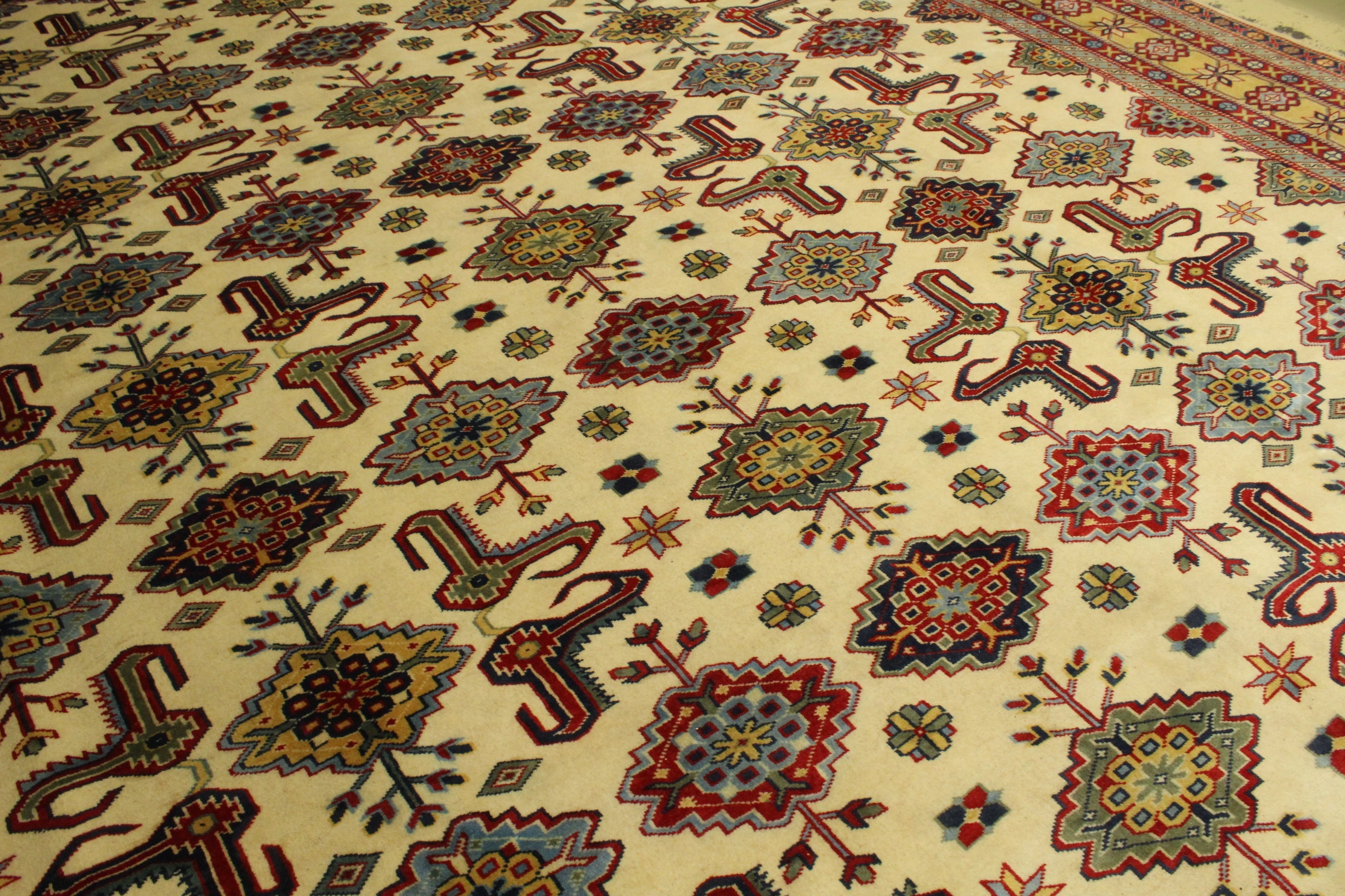 Shirvan Rug - 360 cm x 281 cm