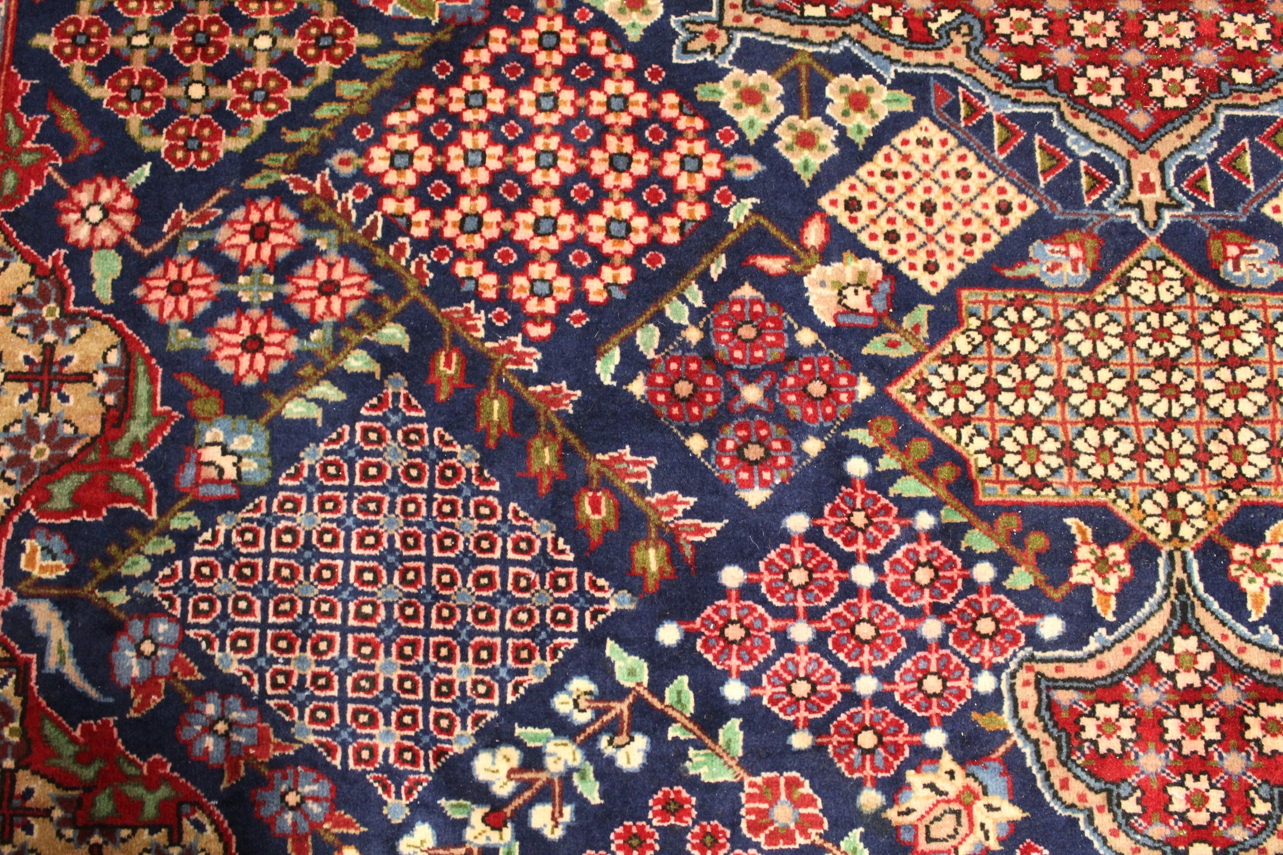 Najafabad Rug - 425 cm x 303 cm