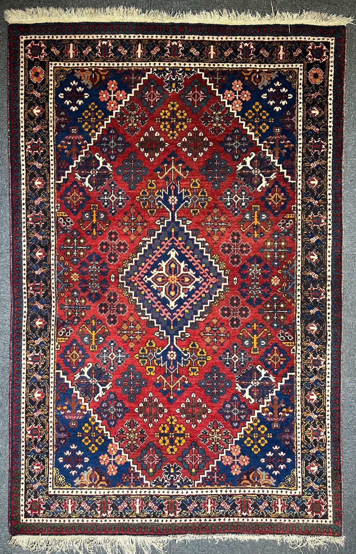 Persian Mahameh semi antique 207x138cm
