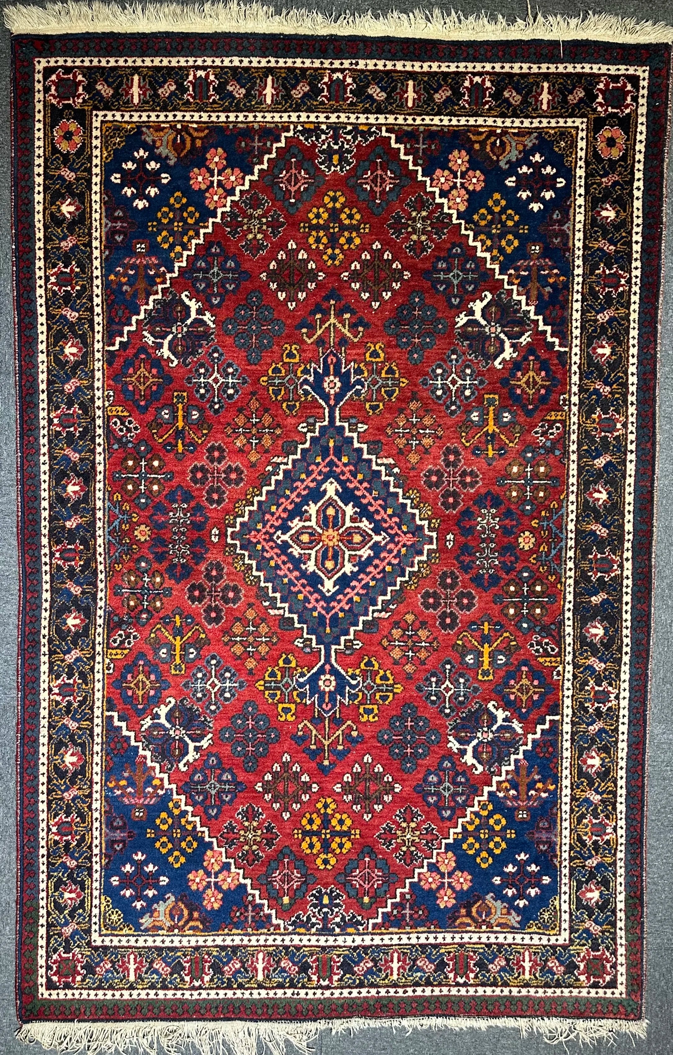 Persian Mahameh semi antique 207x138cm