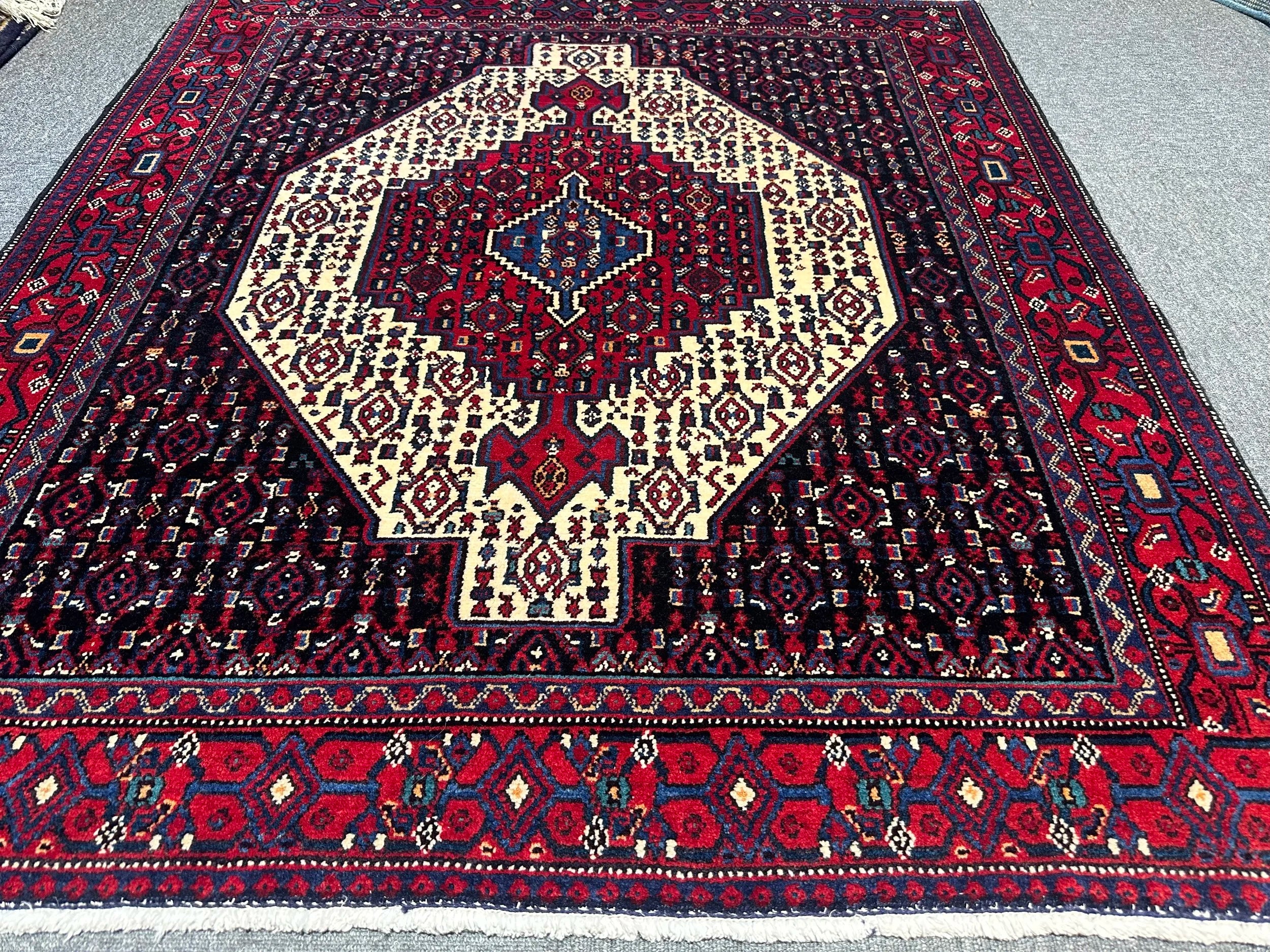 Persian Senneh Bidjar 140x125cm