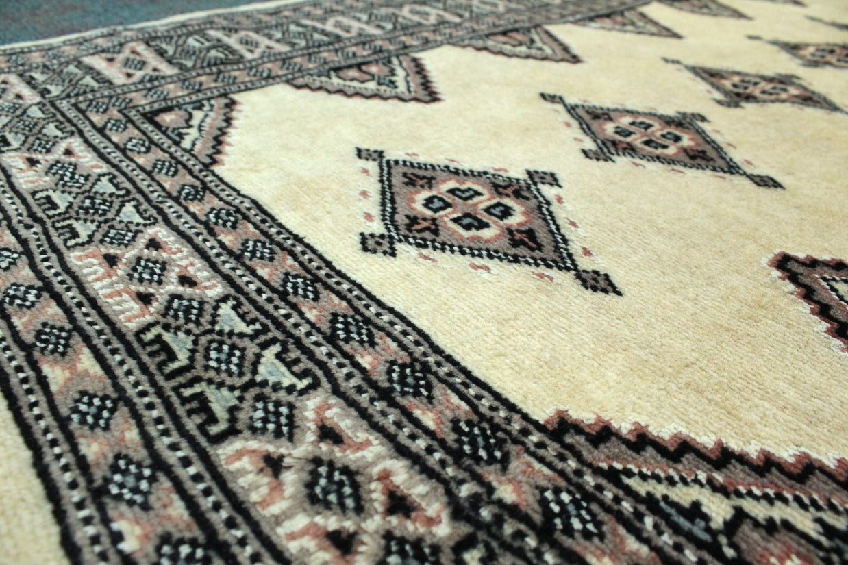 Jaldar Rug  - 395 cm x 96 cm