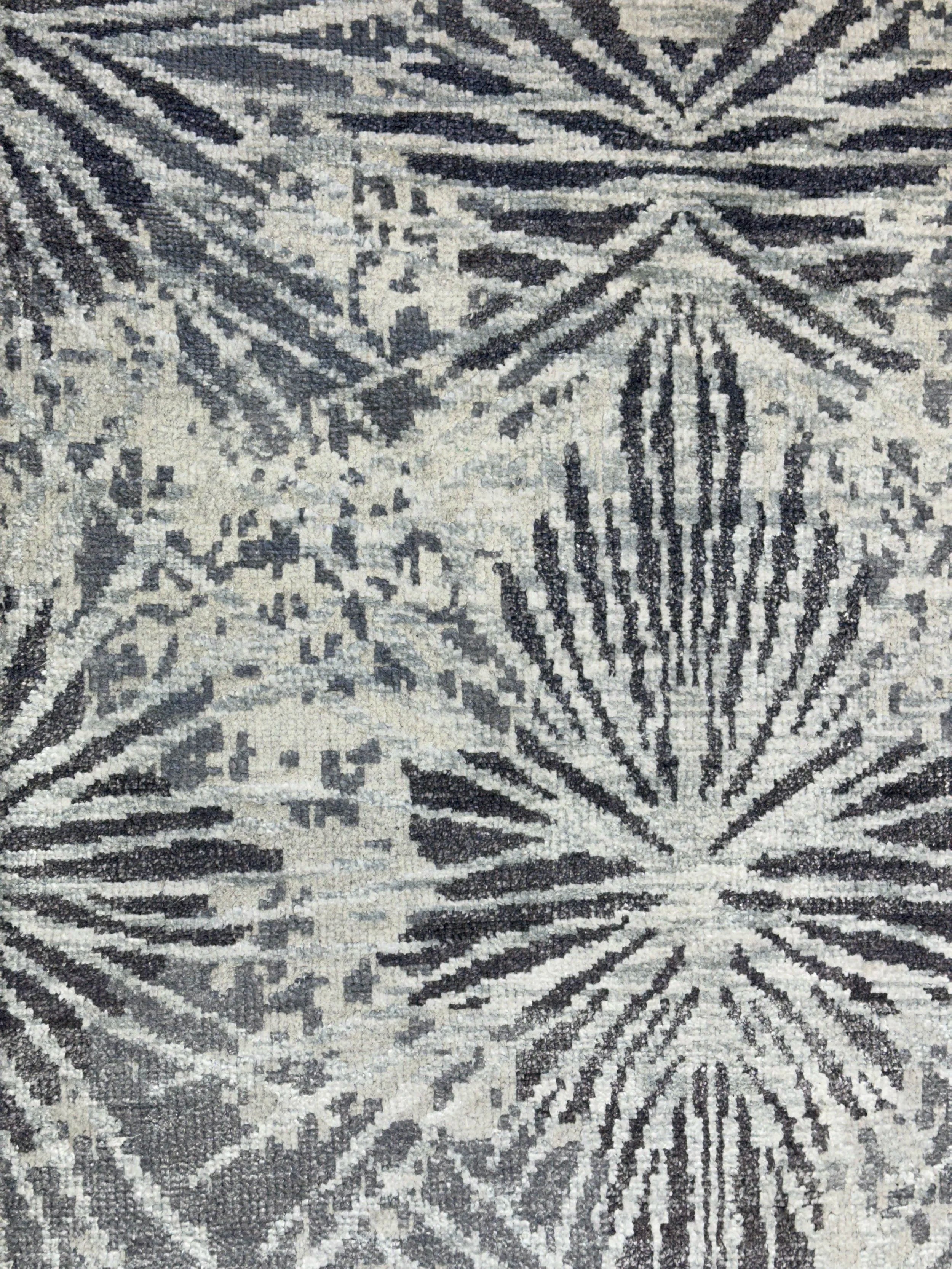 Modern Indian Hand made Rug 200x135