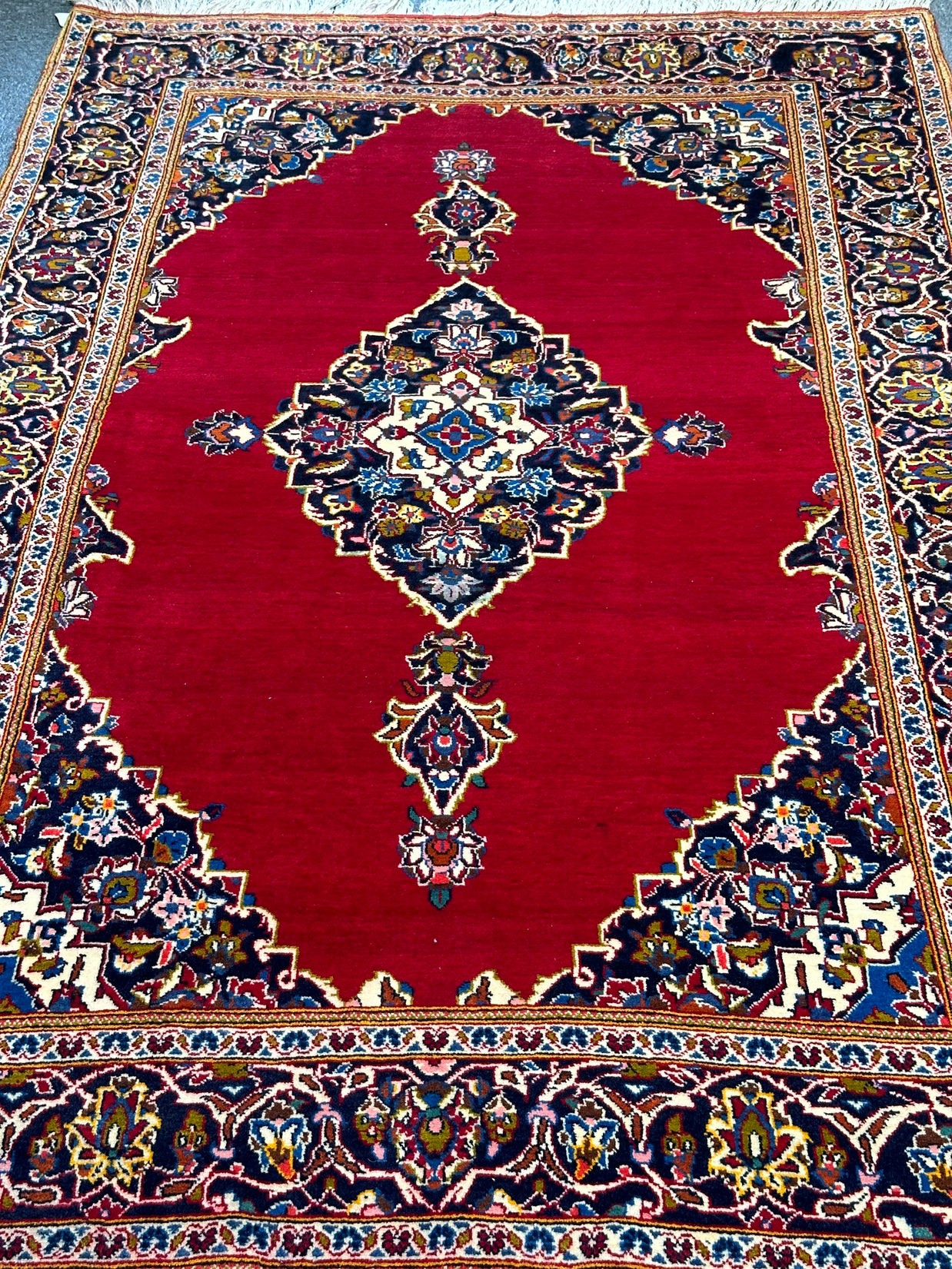 Persian Kashan rug 217x140cm