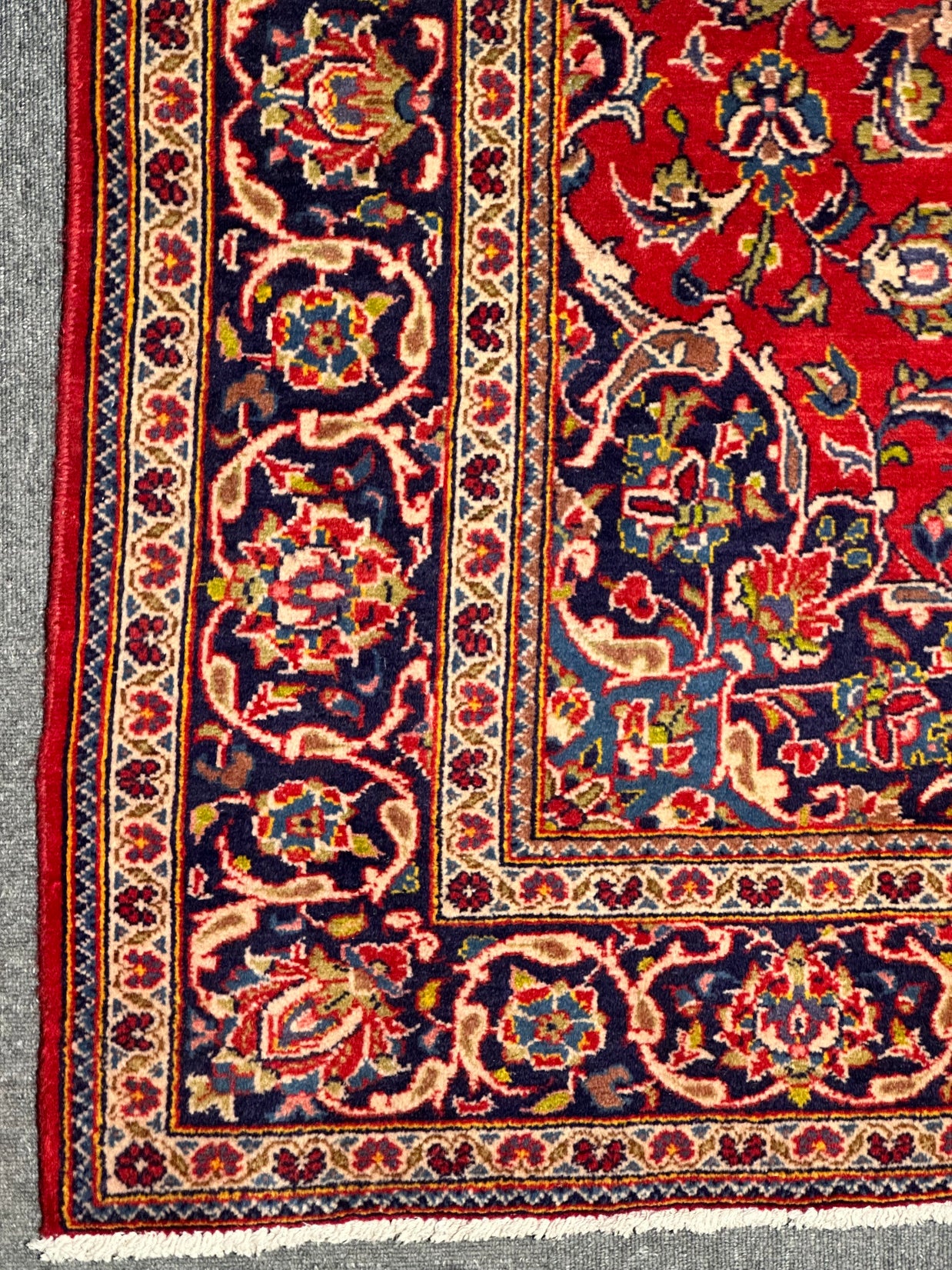 Persian Kashan 210 x 135cm Old