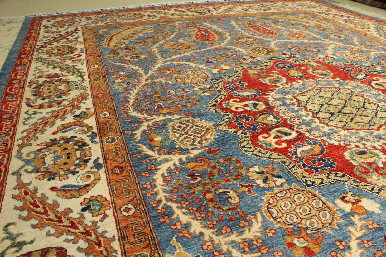 Sultani Rug - 371 cm x 270 cm