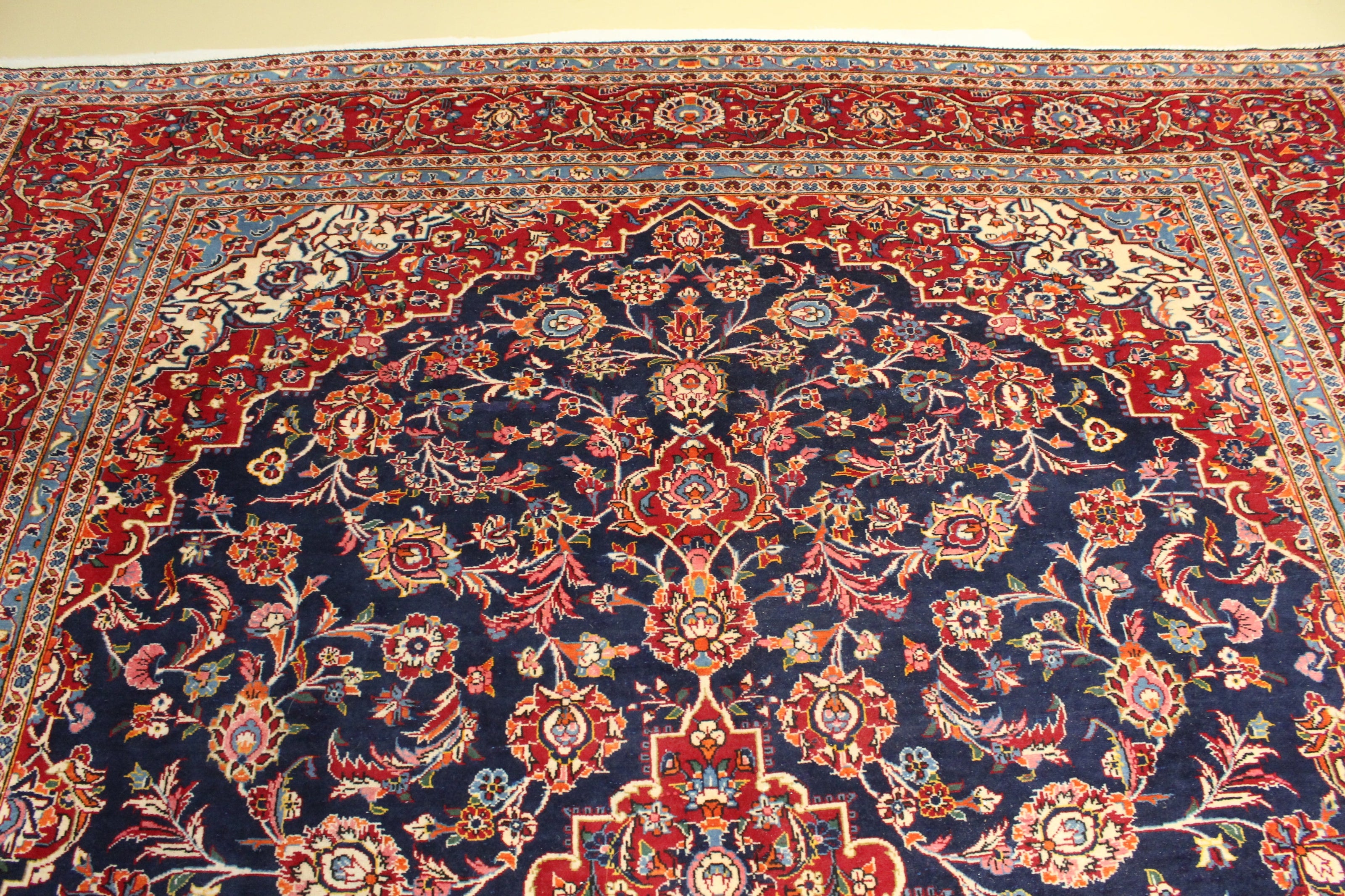 Mashad Rug - 412 cm x 294 cm