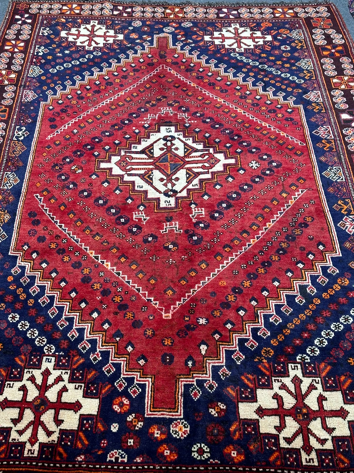 Persian Shiraz rug 257x160cm