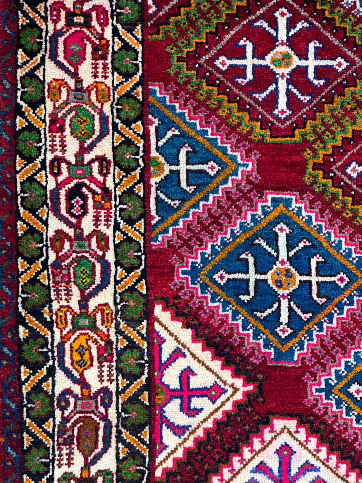 Persian Shiraz Gabbeh Design 250x160cm