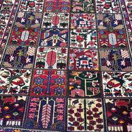 Antique Persian Bahktiari Area Rug, 255x172cm