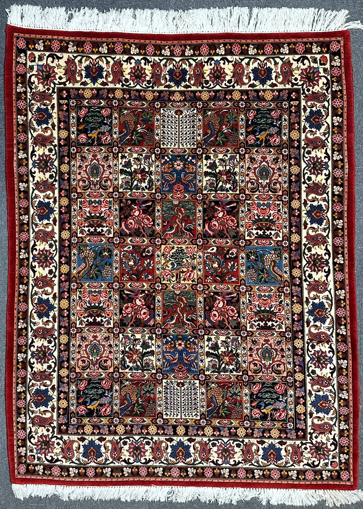 Persian Garden Design Bakhtiar Rug 225x 168