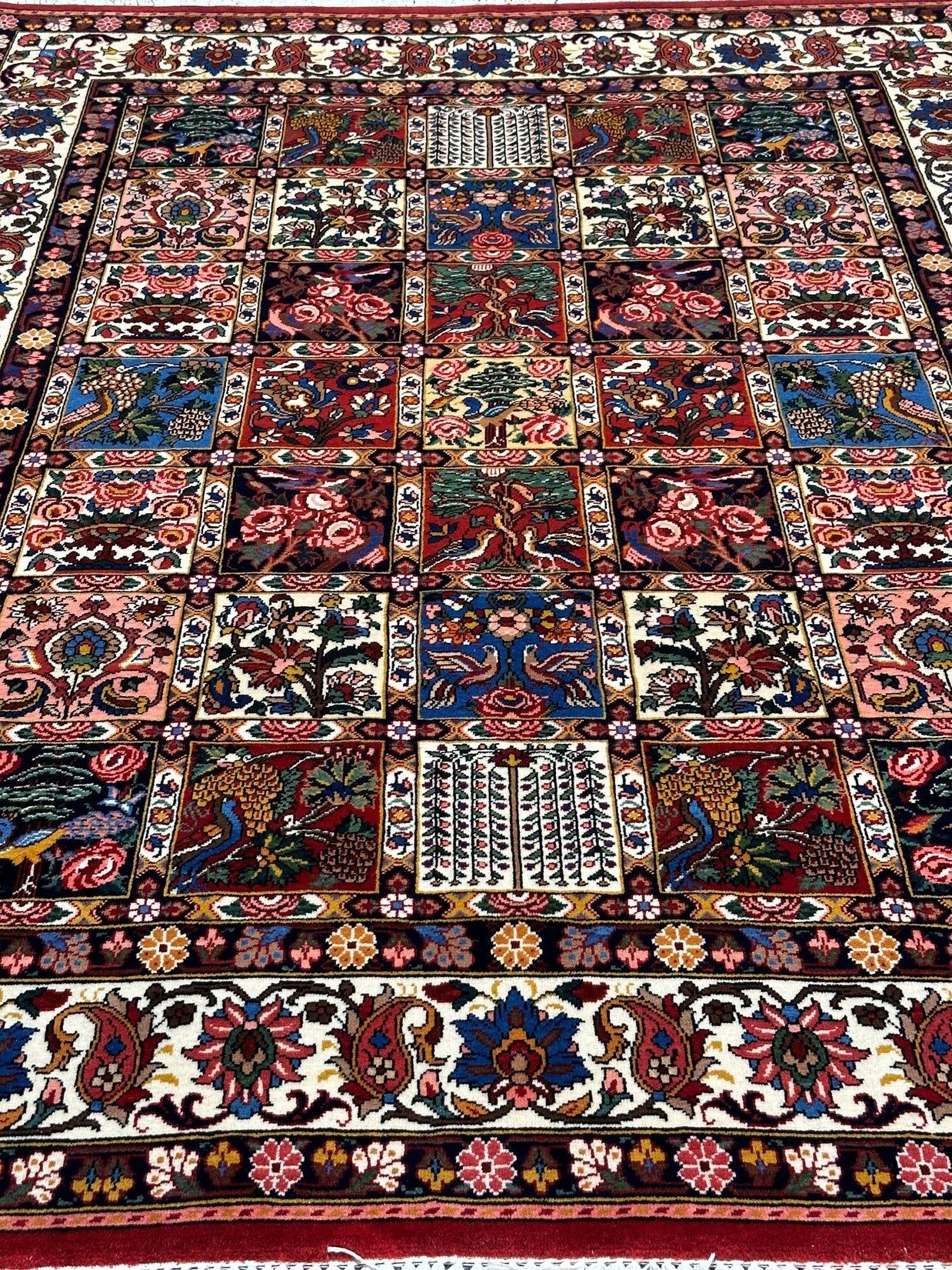 Persian Garden Design Bakhtiar Rug 225x 168