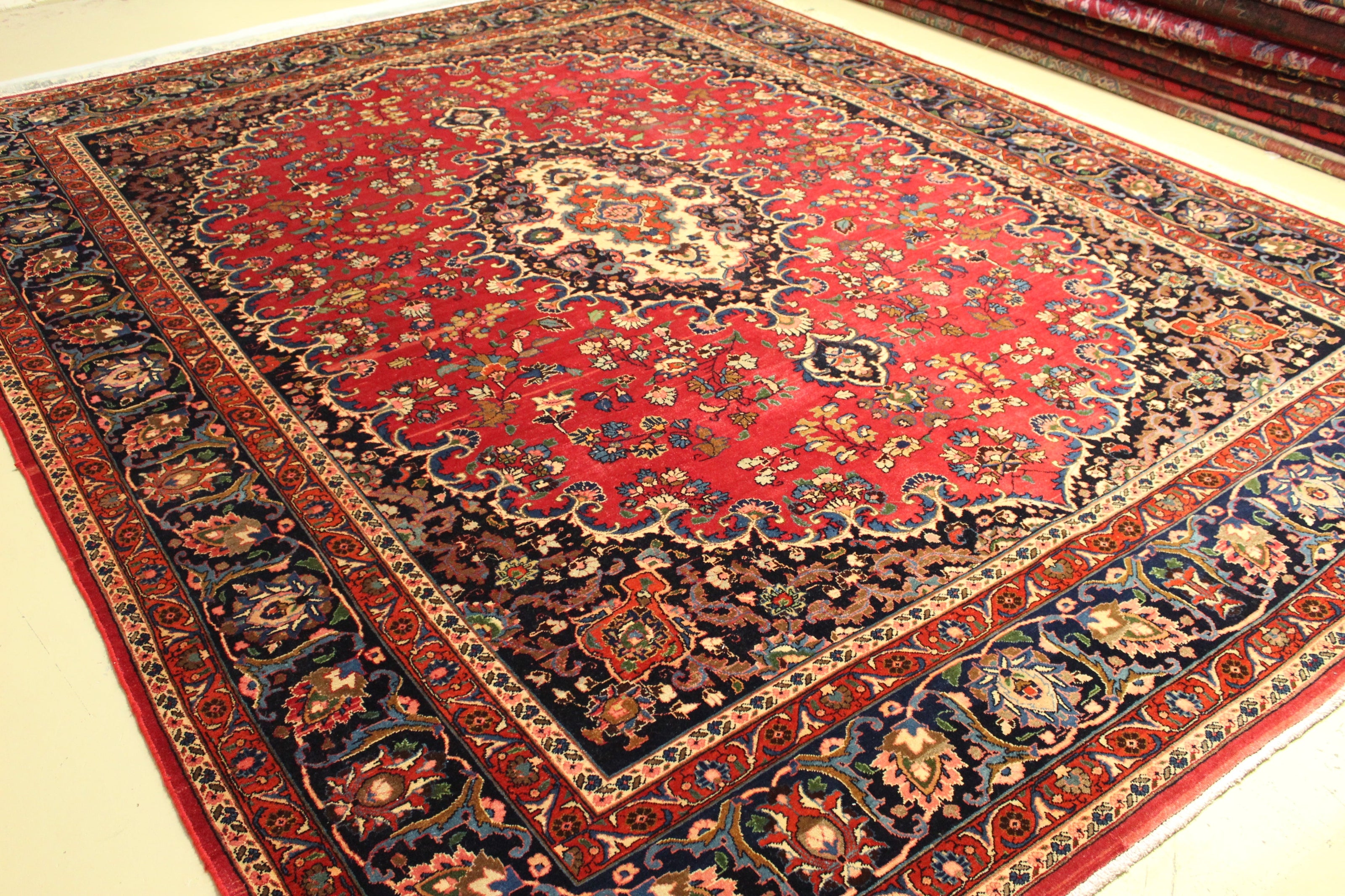 Mashad Rug - 385 cm x 300 cm