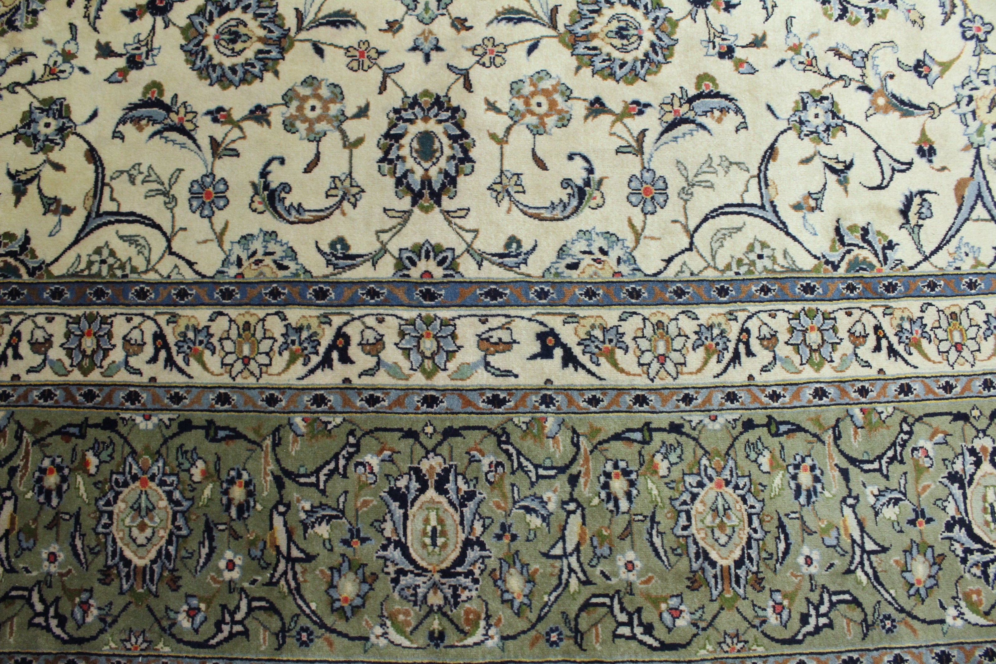 Kashmar Rug (Kurk Wool) - 391 cm x 297 cm