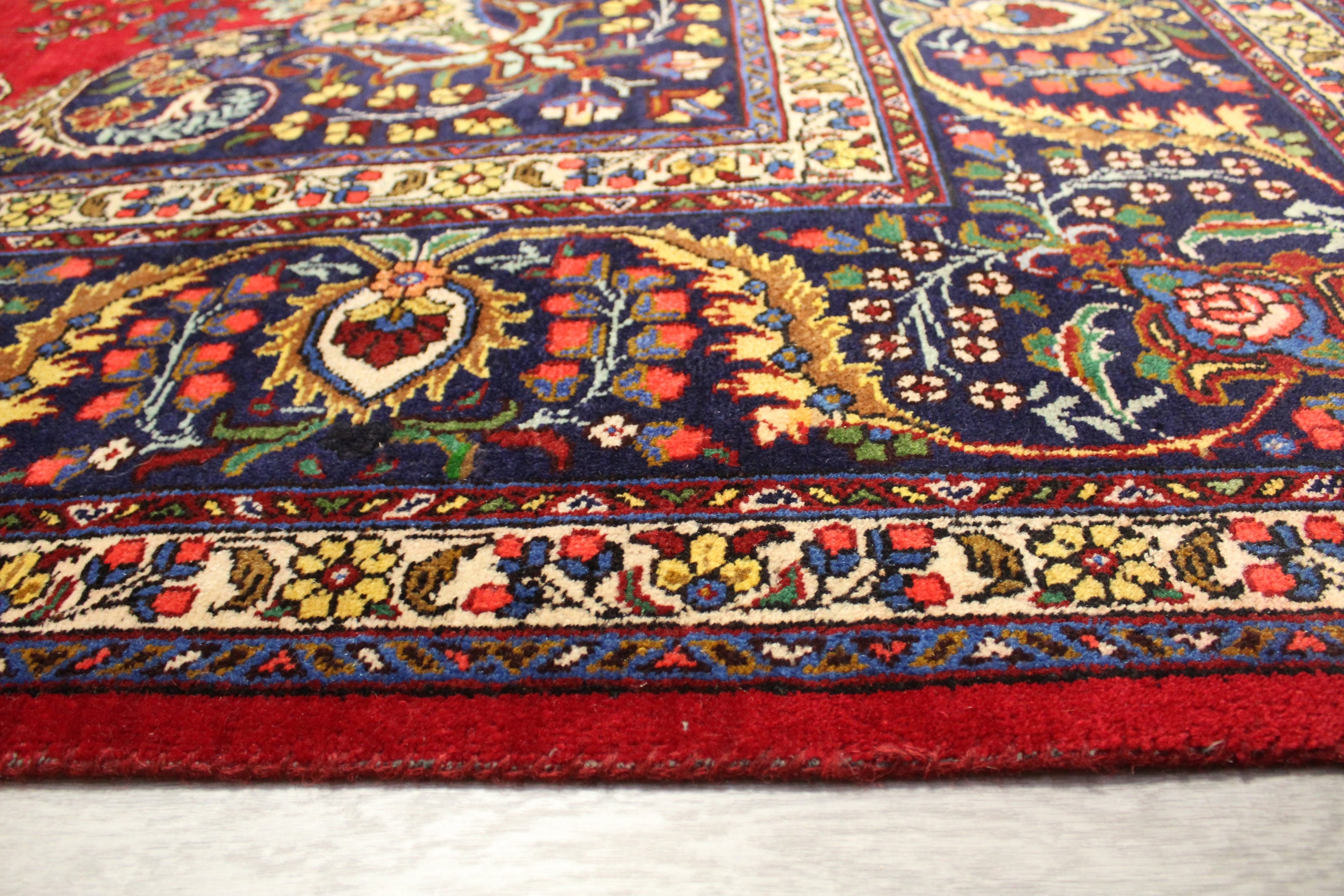 Tabriz Rug - 395 cm x 300 cm