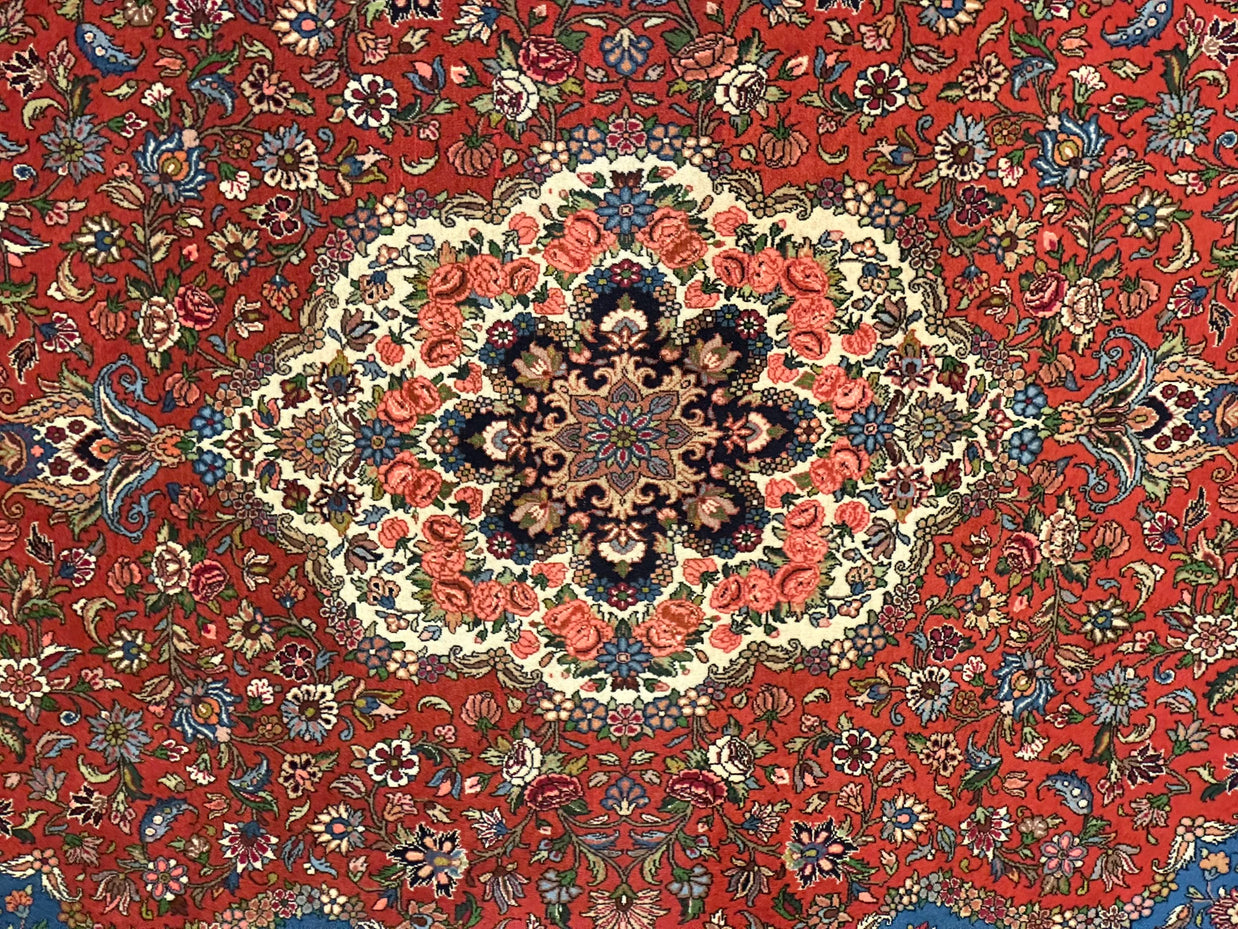 Persian Sarouq stunning piece of Art wool pile hand knotted rug from Persia