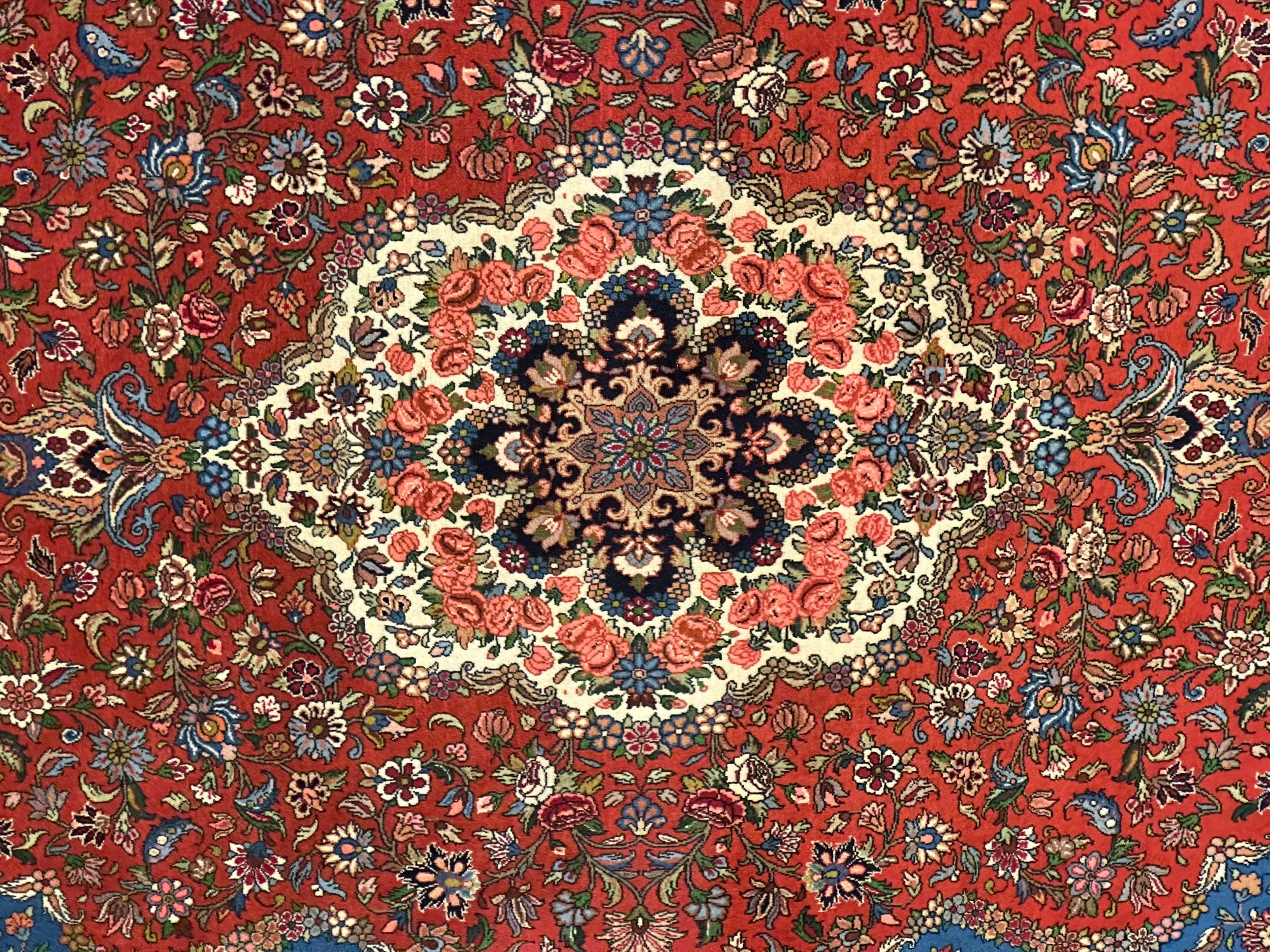 Persian Sarouq stunning piece of Art wool pile hand knotted rug from Persia