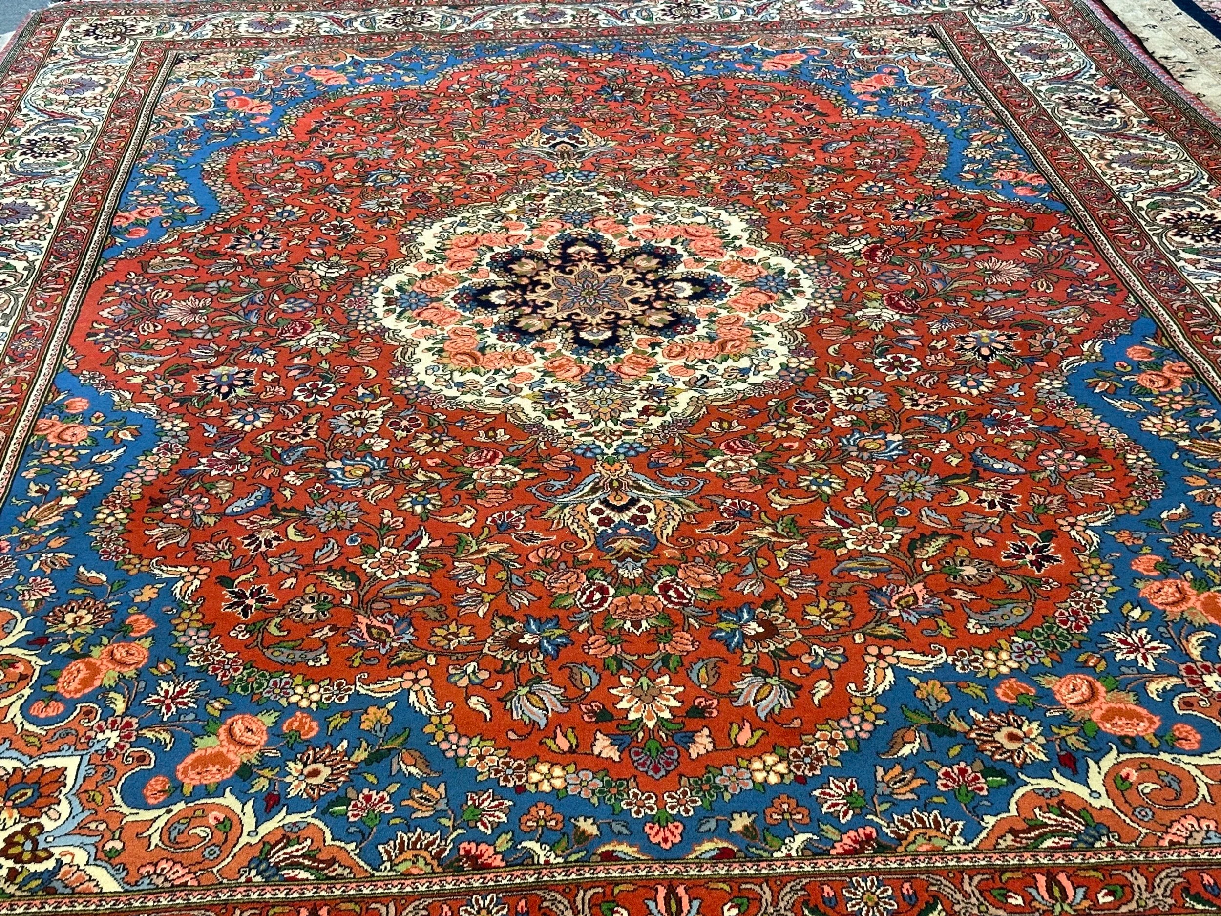 Persian Sarouq stunning piece of Art wool pile hand knotted rug from Persia