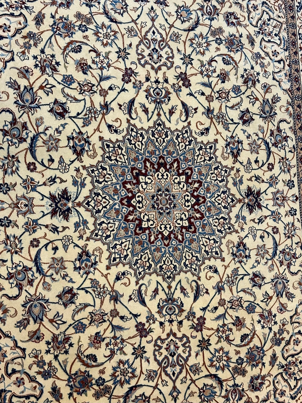 Persian habibyan Nain finely Knotted Handmade pure wool with silk Highlights 325cmx227cm