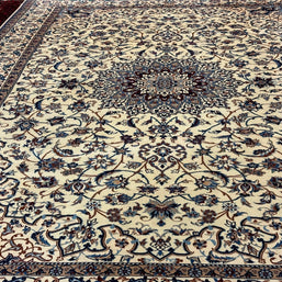 Persian habibyan Nain finely Knotted Handmade pure wool with silk Highlights 325cmx227cm