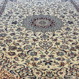 Persian habibyan Nain finely Knotted Handmade pure wool with silk Highlights 325cmx227cm