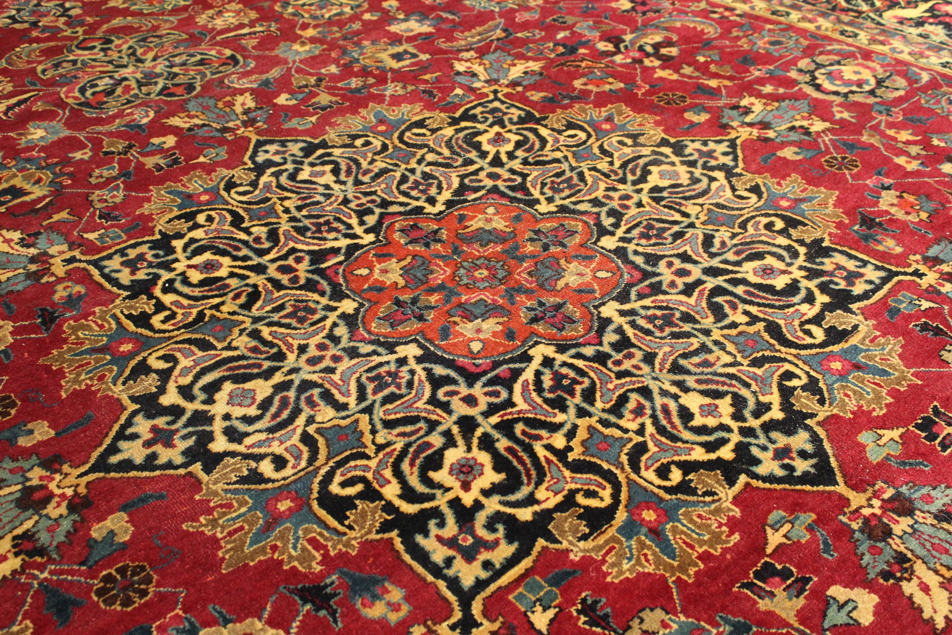 Tabriz Rug - 390 cm x 290 cm