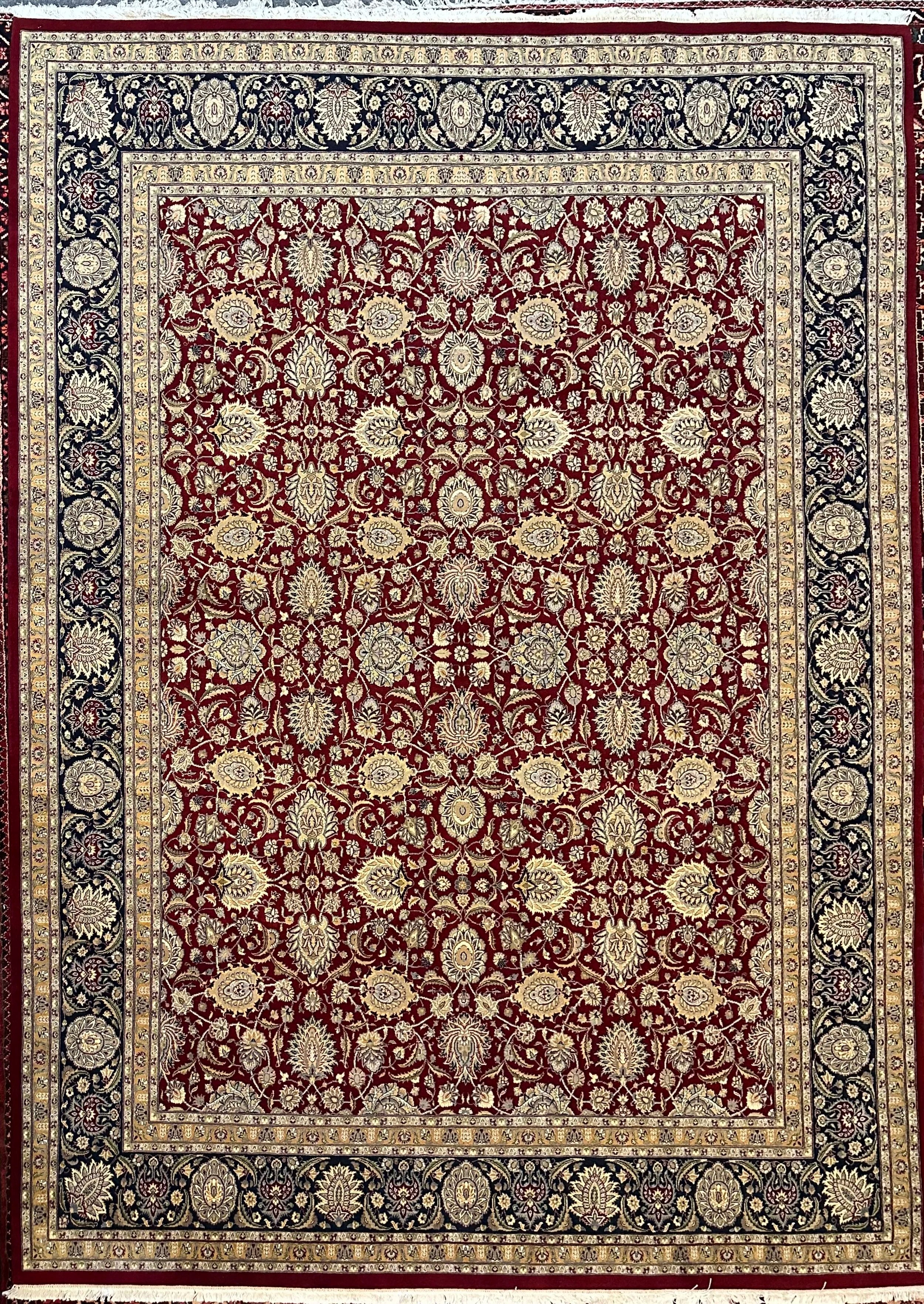 Very fine Kashmiri wool hand knotted rug 346cm x 246cm
