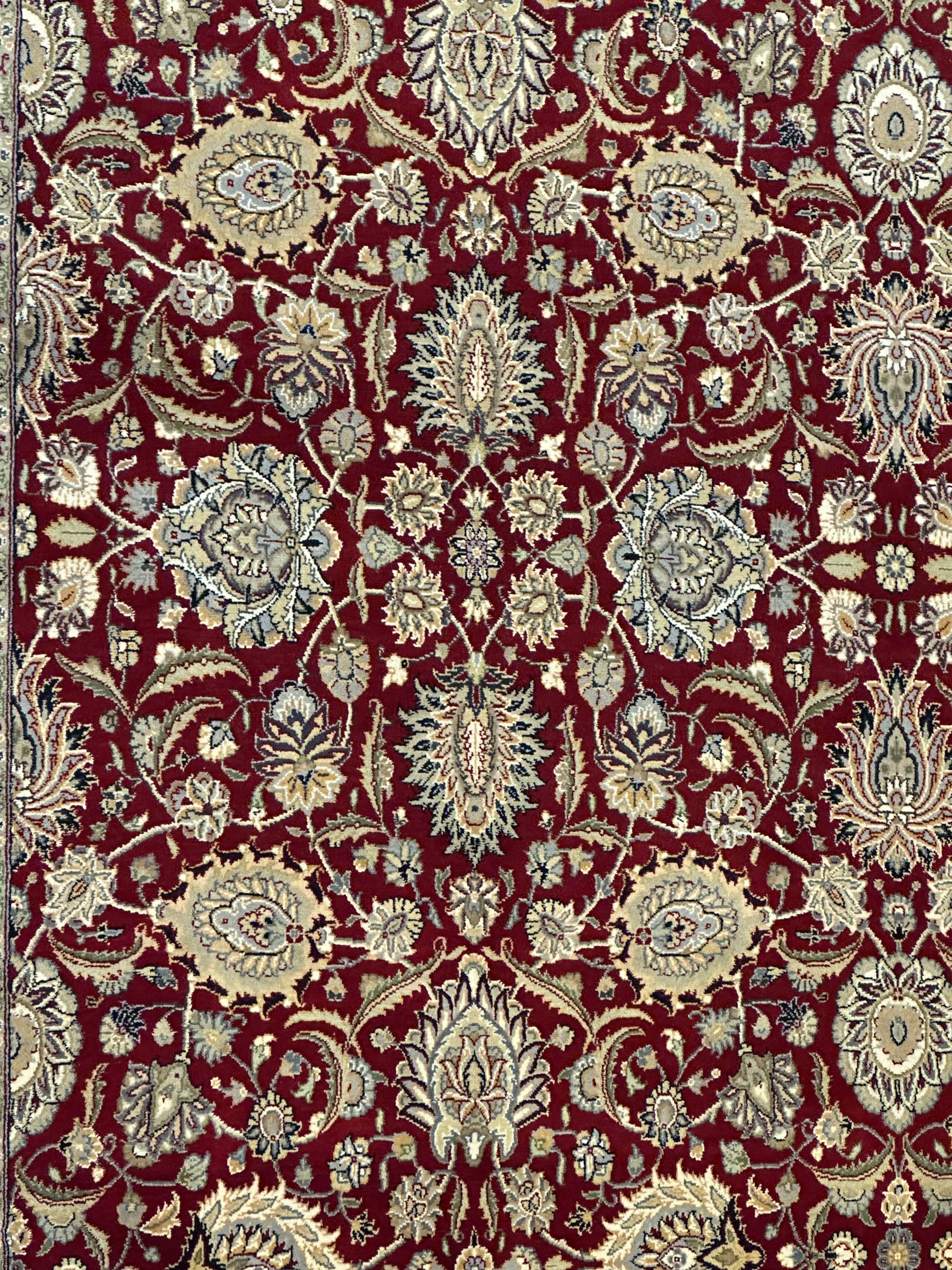 Very fine Kashmiri wool hand knotted rug 346cm x 246cm