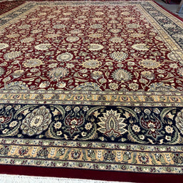Very fine Kashmiri wool hand knotted rug 346cm x 246cm