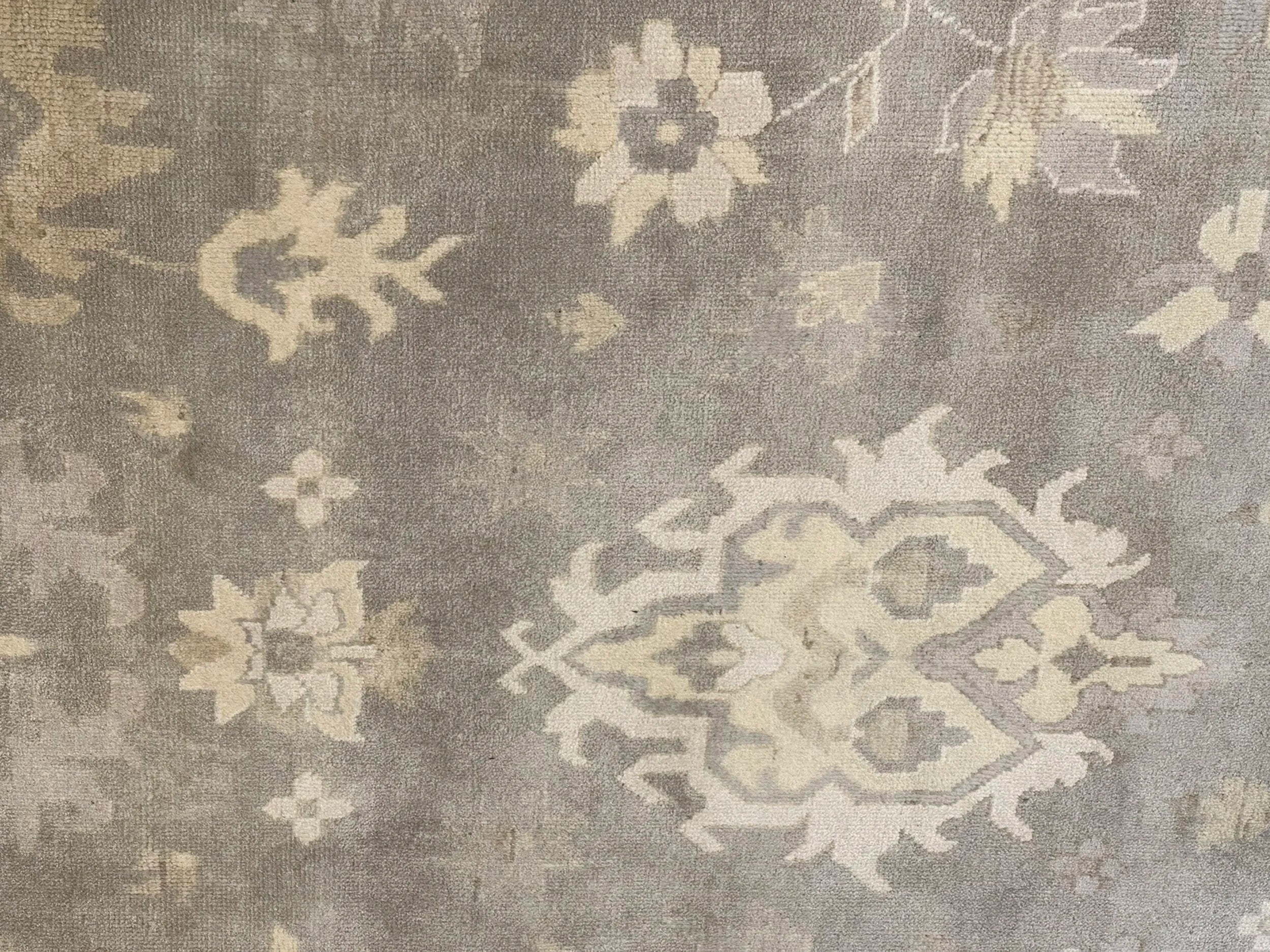 Oshak Pure wool pile hand knotted Rug 416cm x 307cm