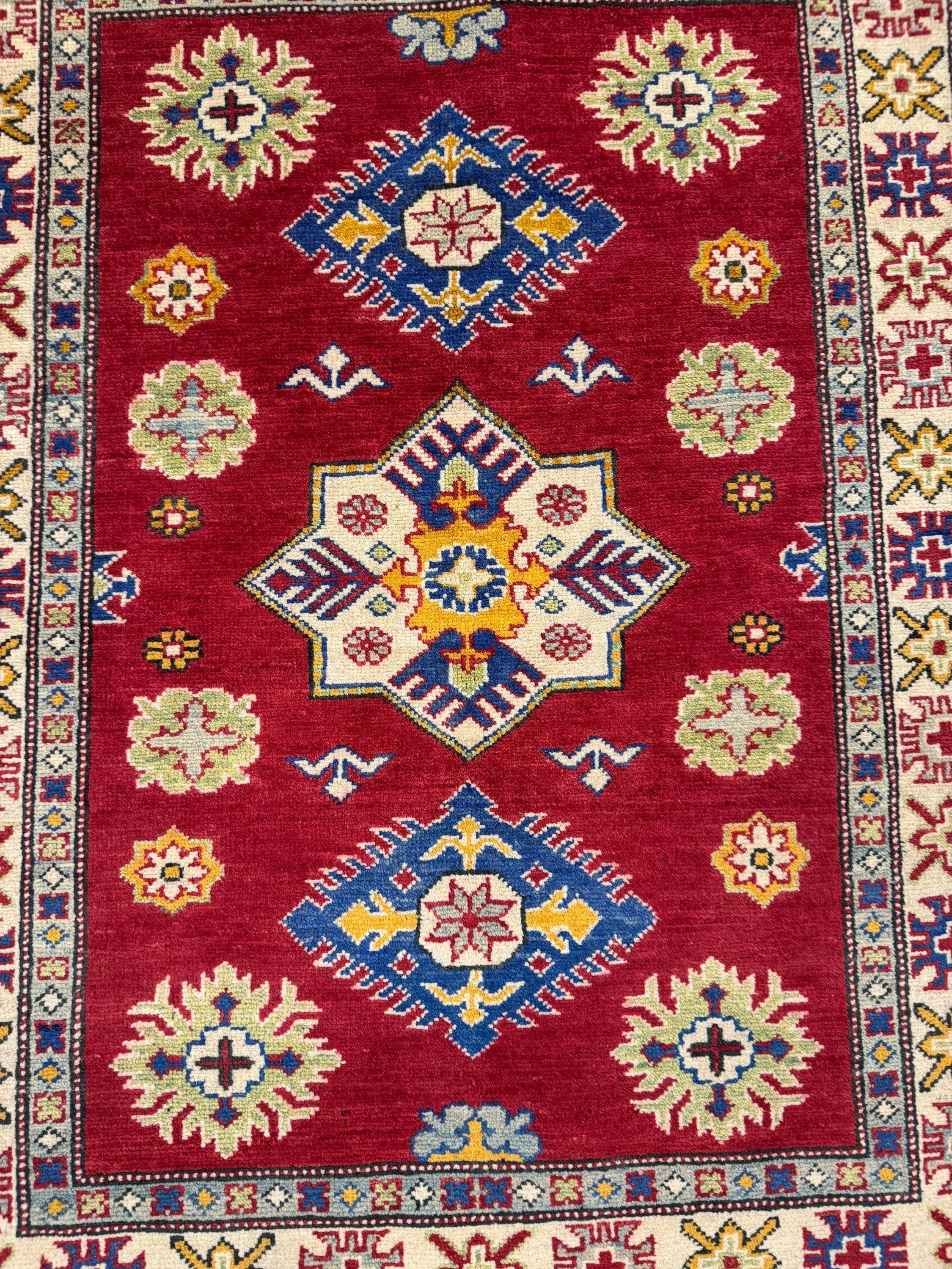 Kazak Rug - 137 cm x 104 cm