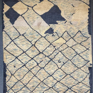 Hand Knotted woollen rug Moroccan design from India