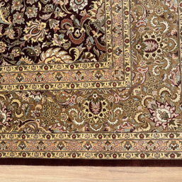 Kashmiri Rug - 371 cm x 280 cm